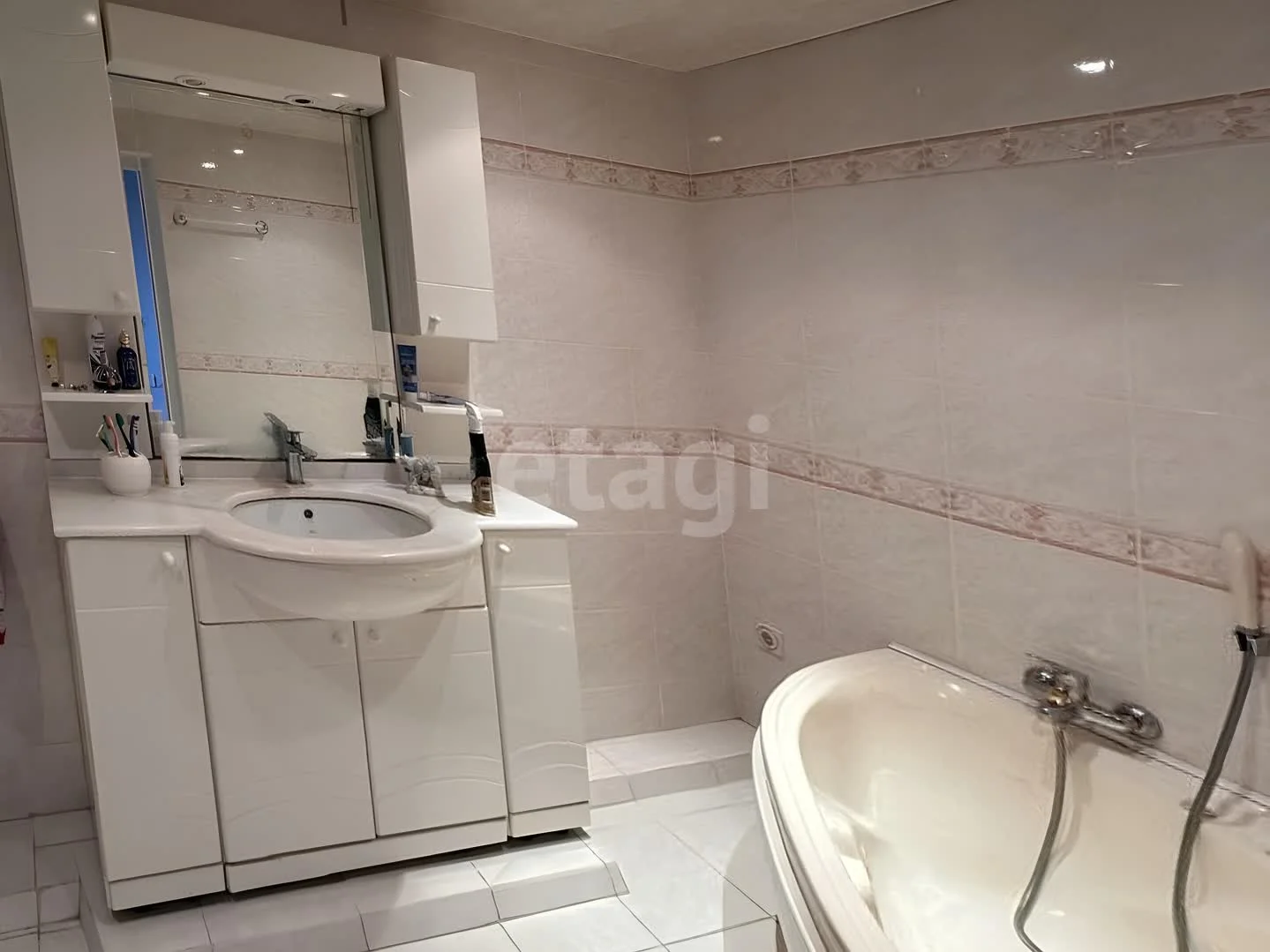 4-к+ квартира, 75.5м² (Красная улица, 16) - миниатюра 10