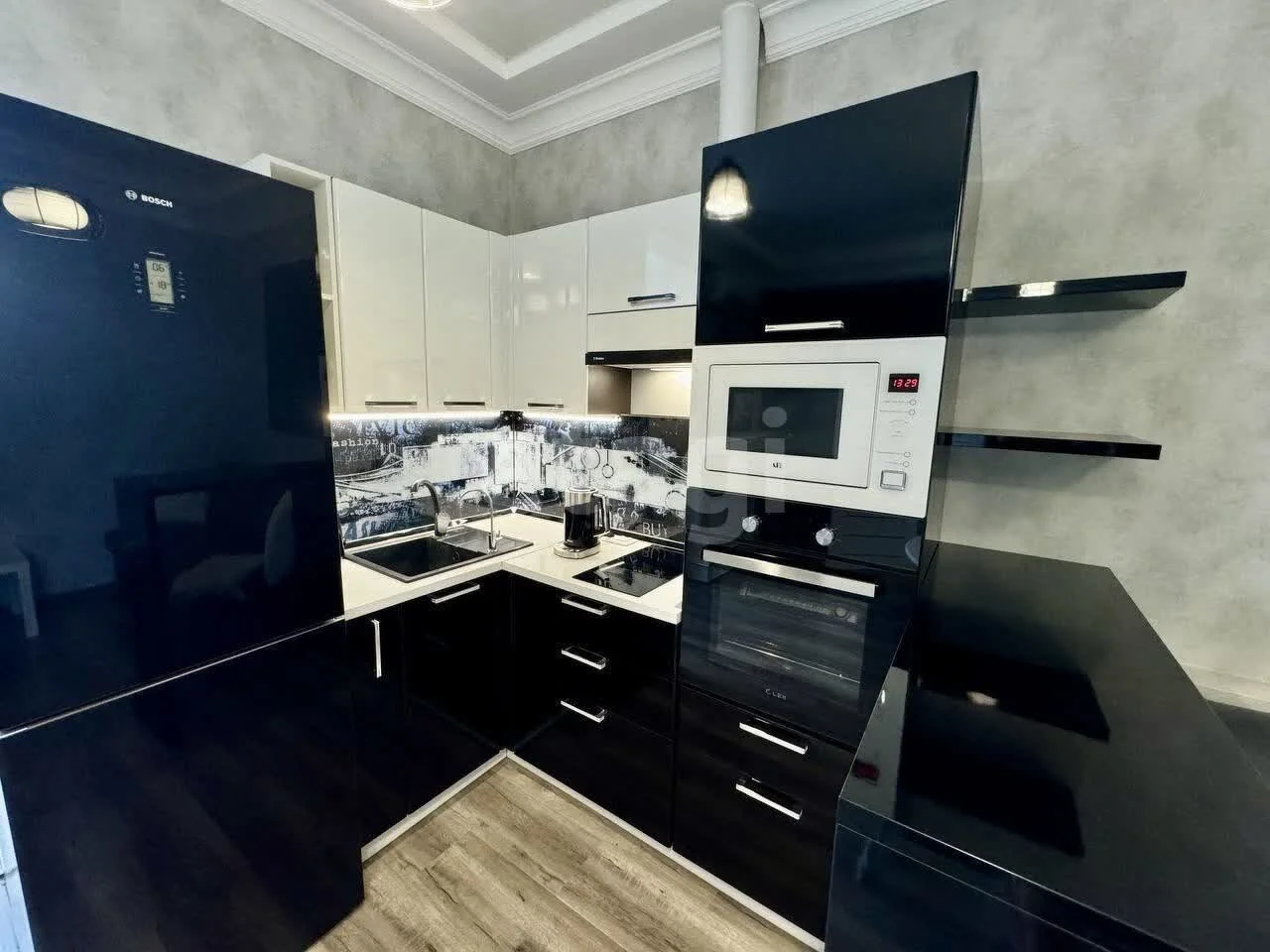 1-к квартира, 45.4м² (улица Кубанская Набережная, 39) - миниатюра 3