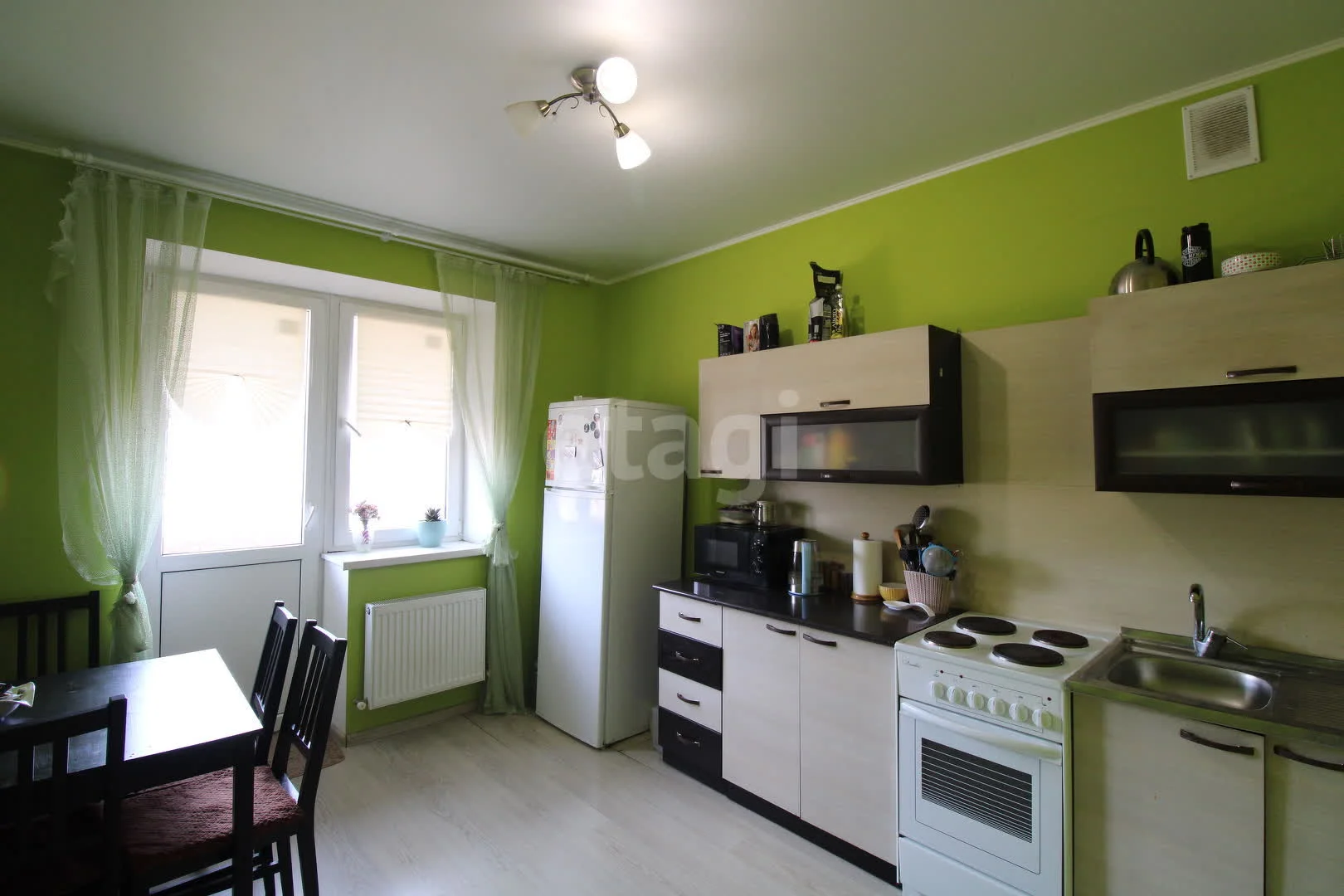 2-к квартира, 62м² (улица имени Сергея Есенина, 137) - изображение 1