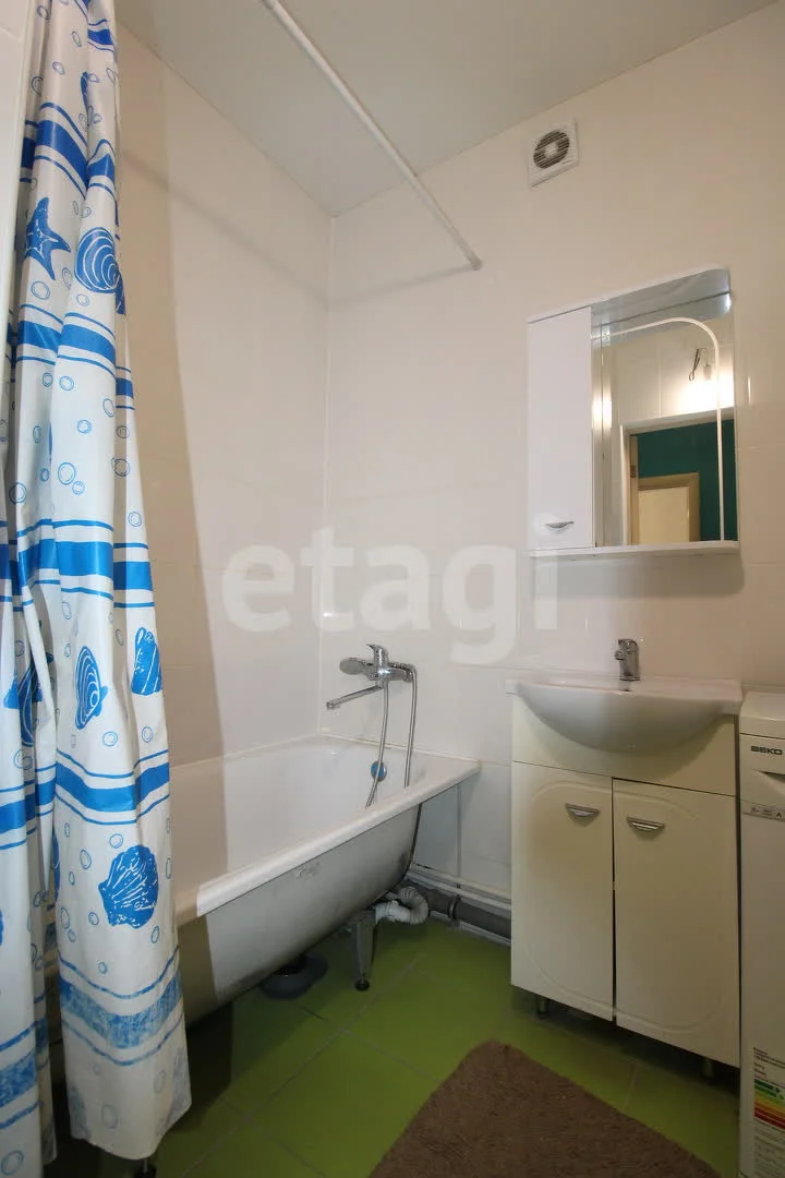 2-к квартира, 62м² (улица имени Сергея Есенина, 137) - миниатюра 3