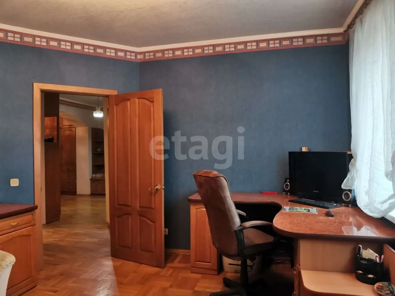 3-к квартира, 102.5м² (улица 2-я Линия Нефтяников, 7/1) - миниатюра 6