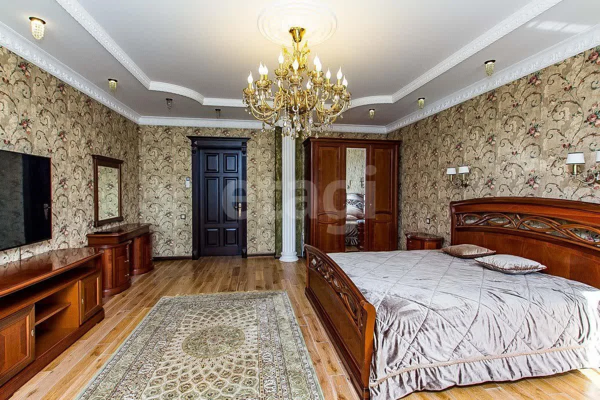 3-к квартира, 270м² (Баварская улица, 8) - миниатюра 18