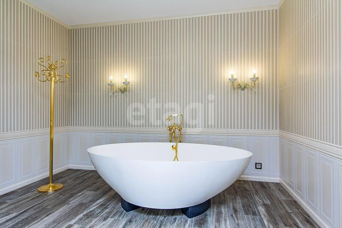 3-к квартира, 270м² (Баварская улица, 8) - миниатюра 25