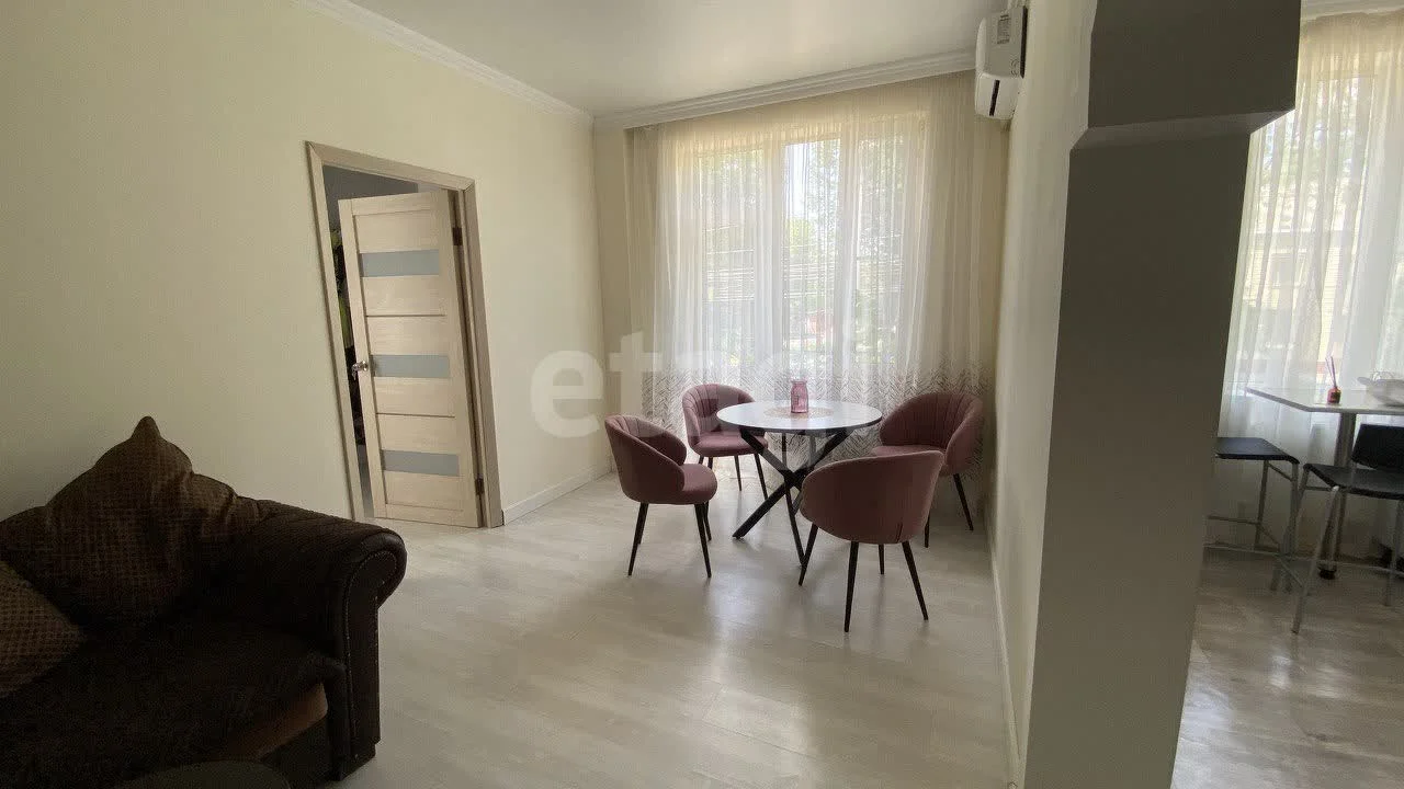 2-к квартира, 43.9м² (Школьная улица, 11) - изображение 1