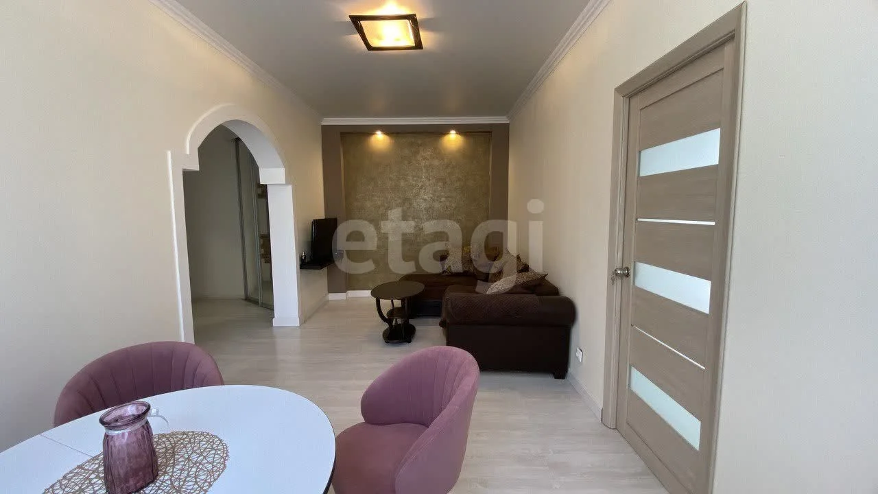 2-к квартира, 43.9м² (Школьная улица, 11) - миниатюра 3