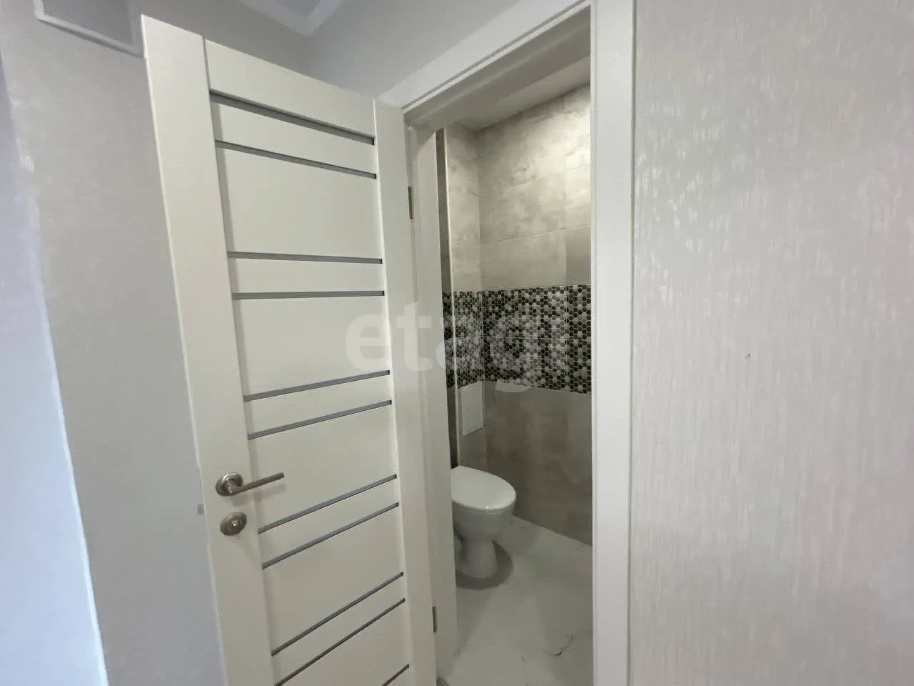 3-к квартира, 82.3м² (улица имени 40-летия Победы, 33/8) - миниатюра 10