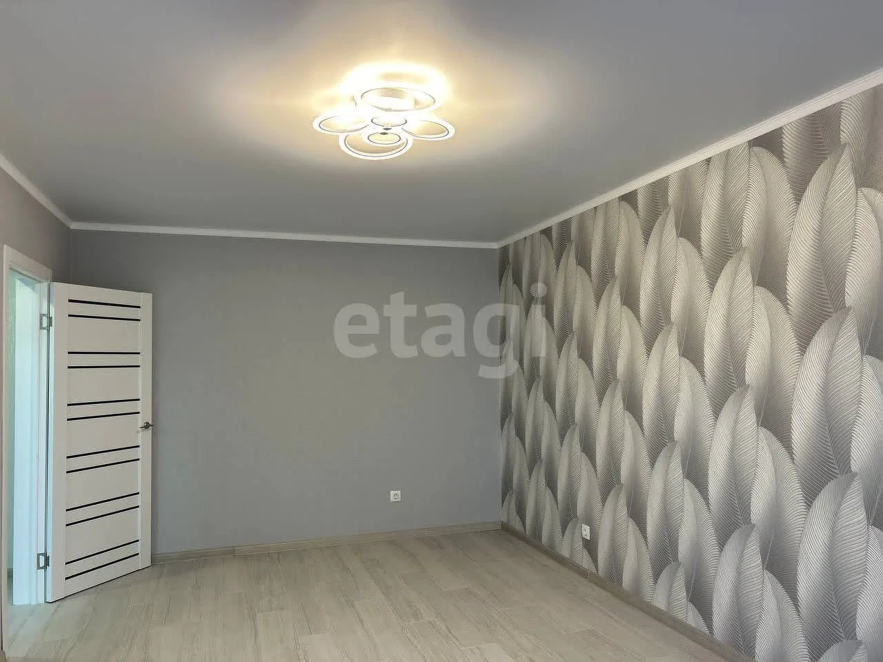 3-к квартира, 82.3м² (улица имени 40-летия Победы, 33/8) - миниатюра 3