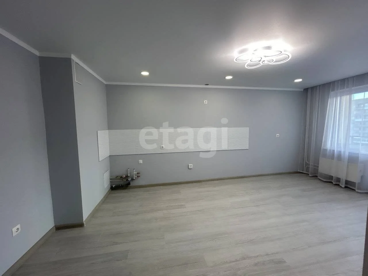 3-к квартира, 82.3м² (улица имени 40-летия Победы, 33/8) - миниатюра 4