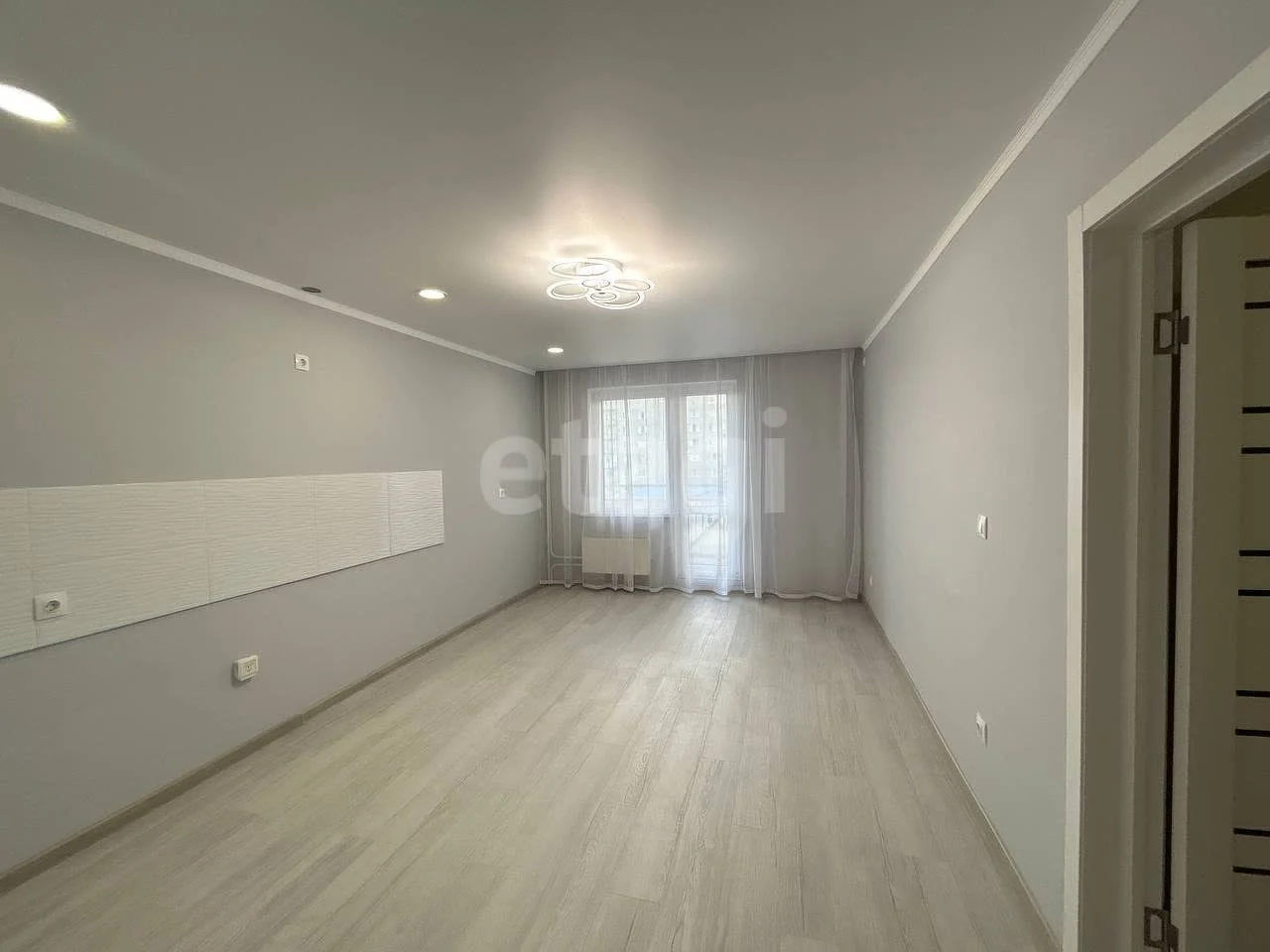 3-к квартира, 82.3м² (улица имени 40-летия Победы, 33/8) - миниатюра 5