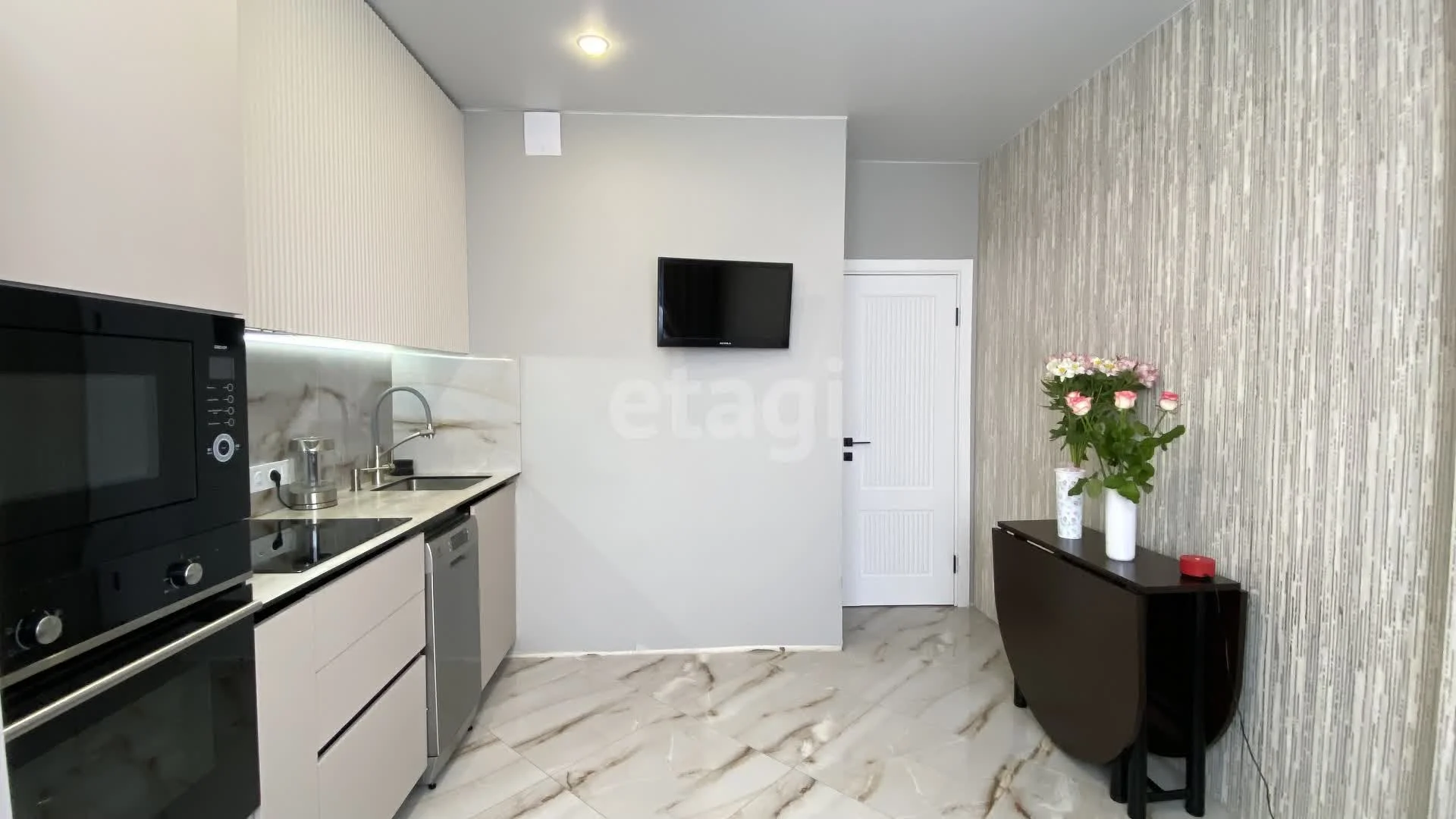 2-к квартира, 50.5м² (улица имени Владимира Жириновского, 1к1) - миниатюра 4