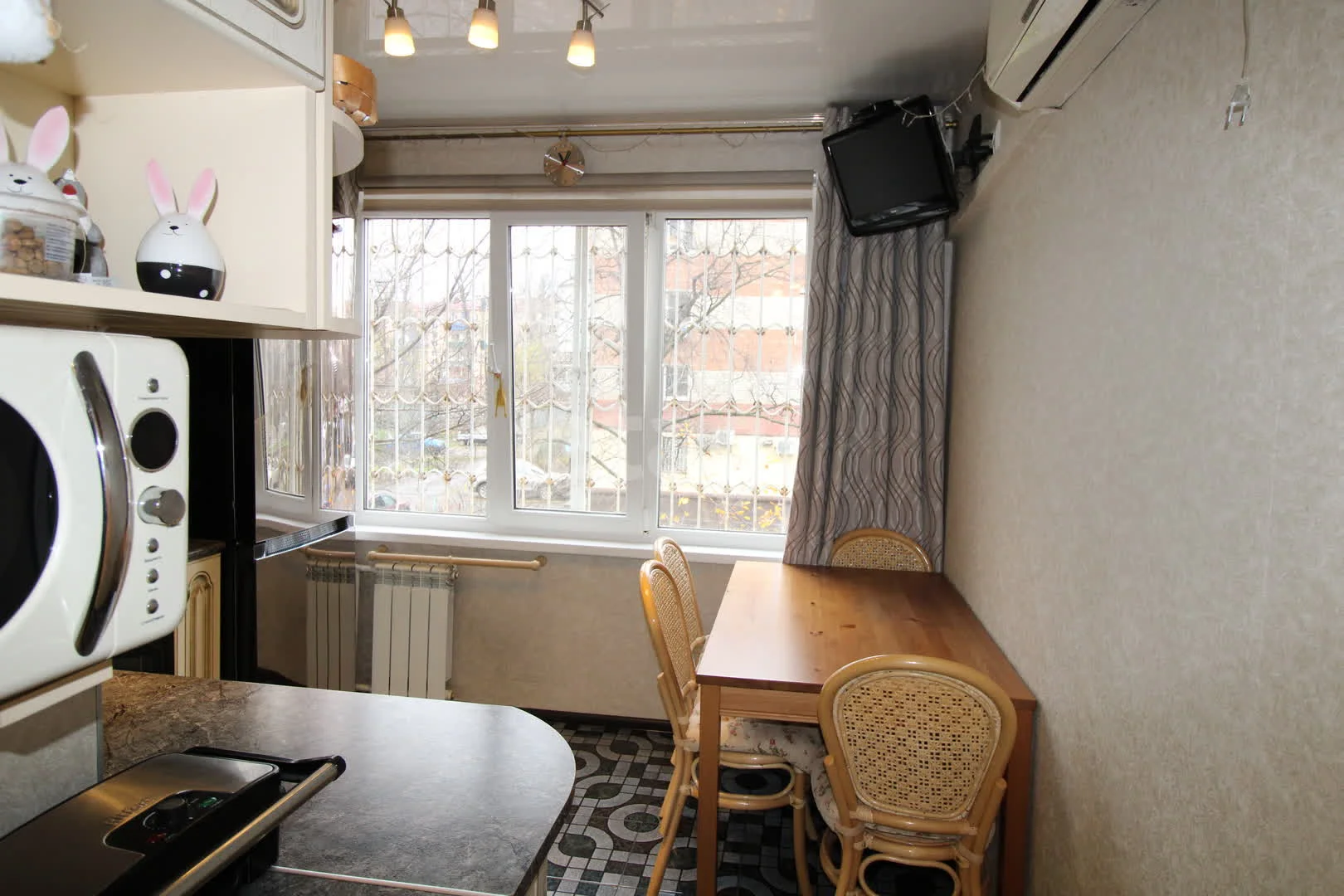 3-к квартира, 58.9м² (Ставропольская улица, 258) - миниатюра 2