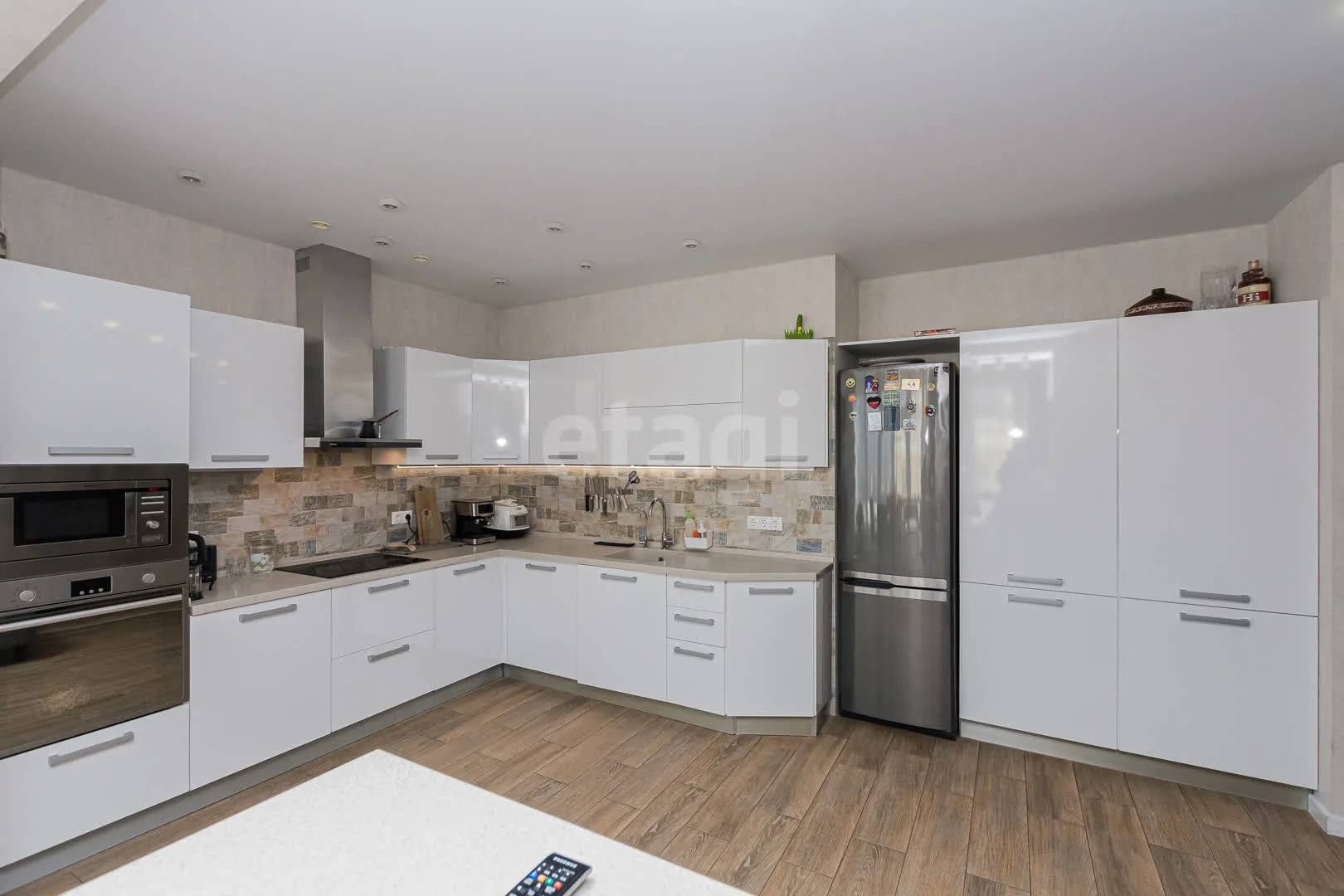 3-к квартира, 105.5м² (бульвар Клары Лучко, 14к1) - миниатюра 5