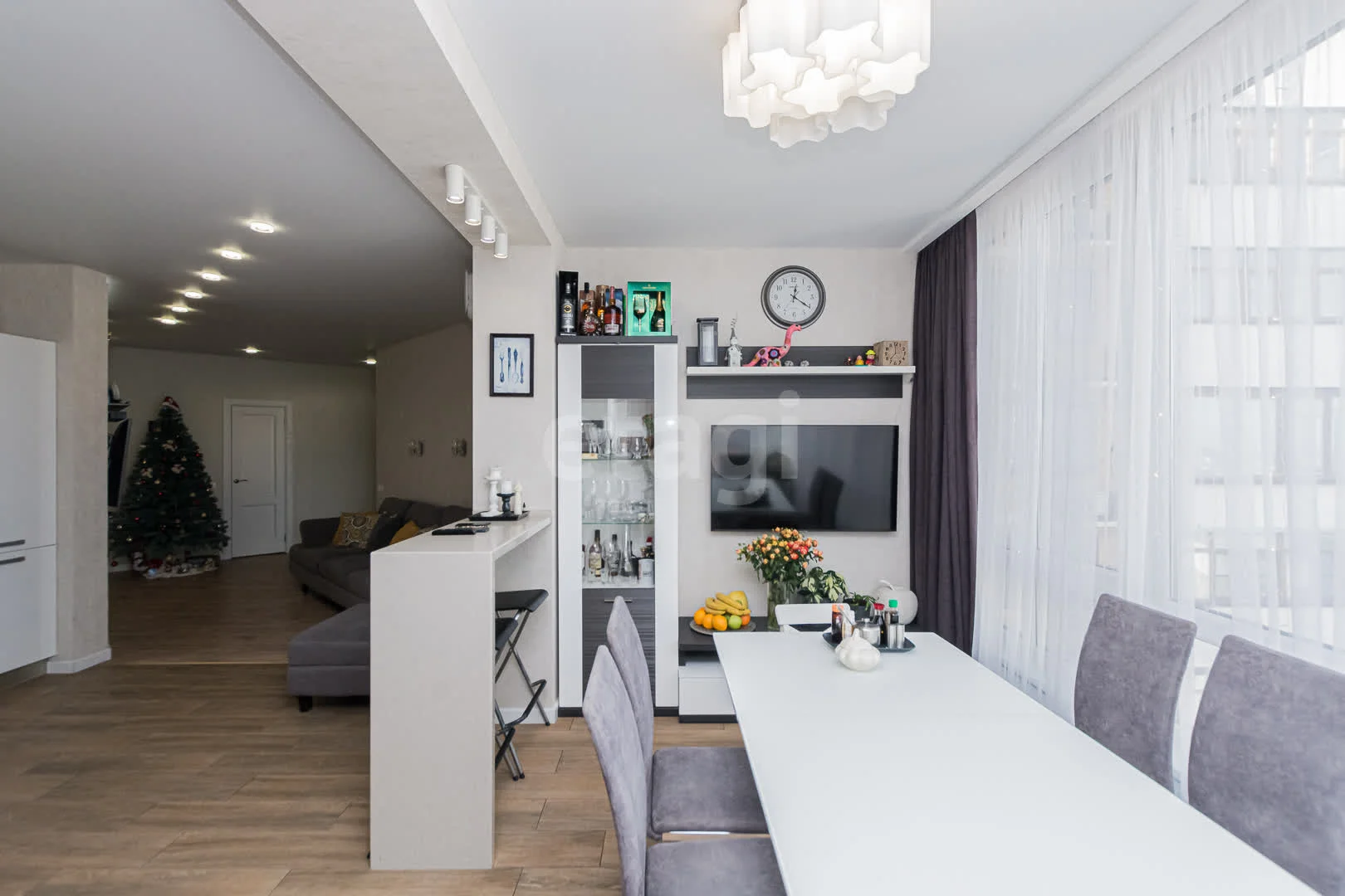 3-к квартира, 105.5м² (бульвар Клары Лучко, 14к1) - миниатюра 8