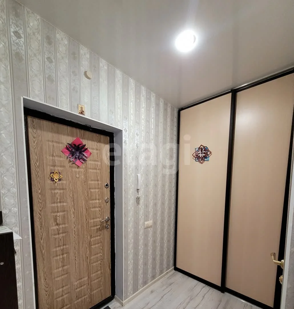 1-к квартира, 33.3м² (улица им. Героя Яцкова И.В., 1/10) - миниатюра 12