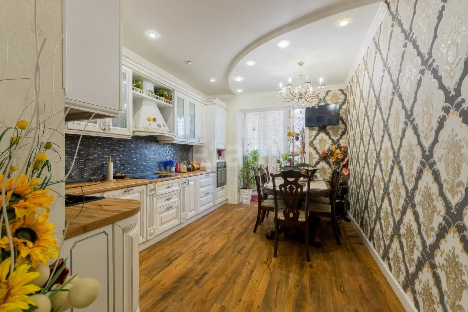 2-к квартира, 72.1м² (Октябрьская улица, 181к2) - миниатюра 3