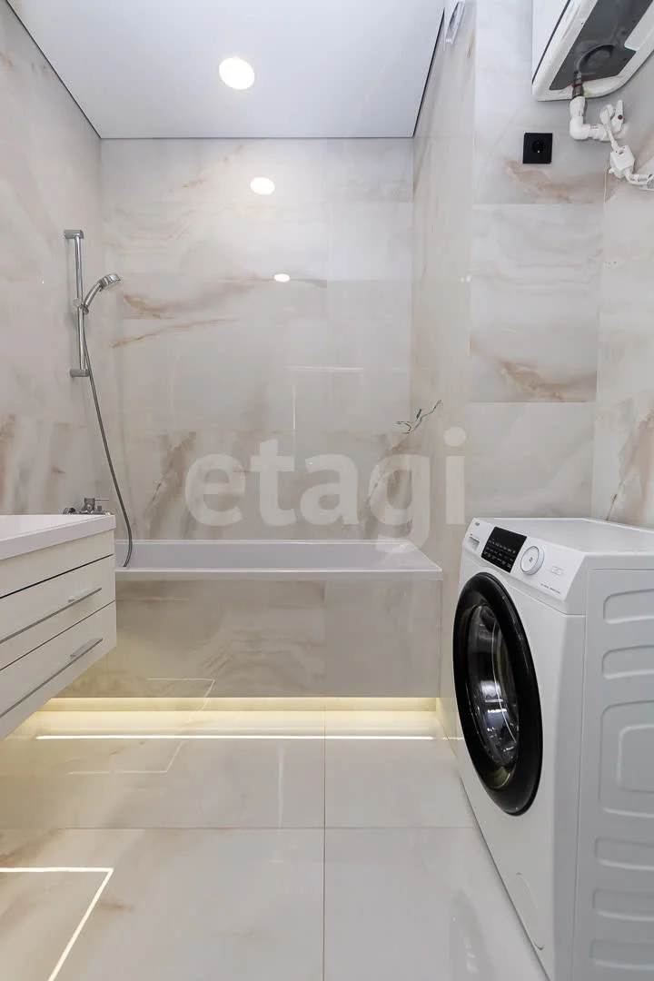 2-к квартира, 68м² (Ореховая улица, 159/1) - миниатюра 3