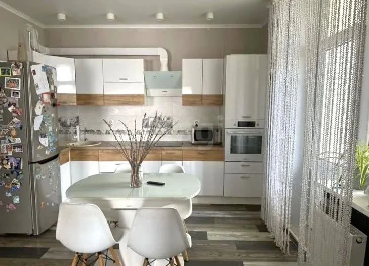 2-к квартира, 61.1м² (улица имени Героя Георгия Бочарникова, 1) - изображение 1