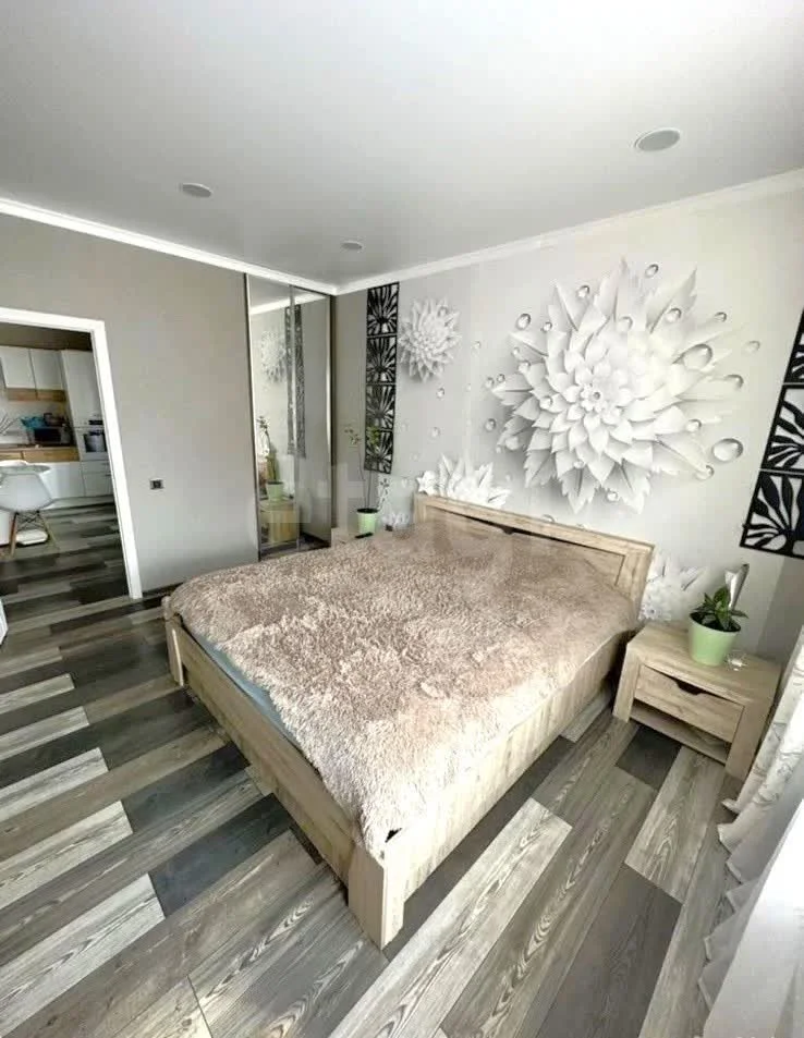 2-к квартира, 61.1м² (улица имени Героя Георгия Бочарникова, 1) - миниатюра 4