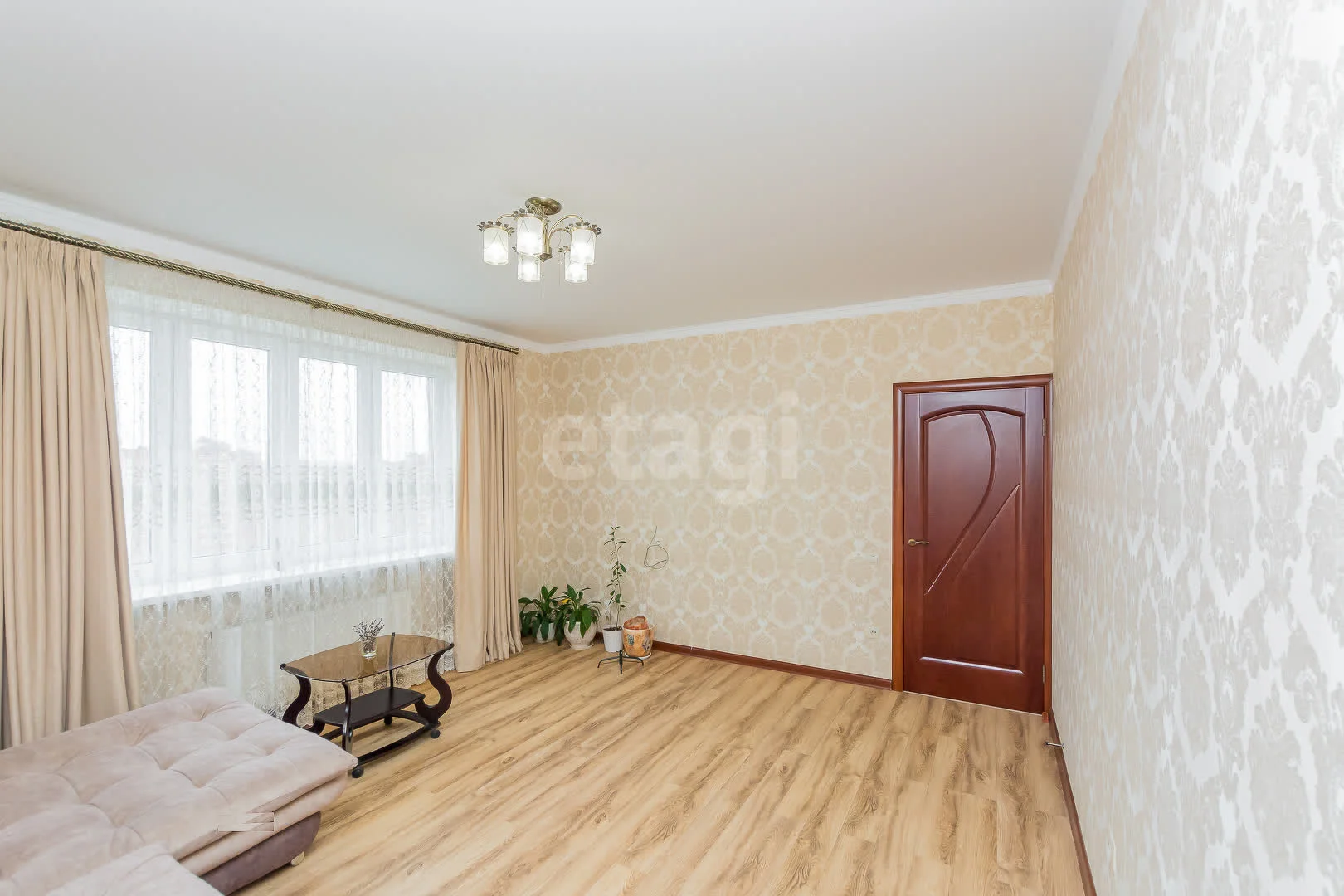 3-к квартира, 77.4м² (улица им. Героя Сарабеева В.И., 3) - миниатюра 3