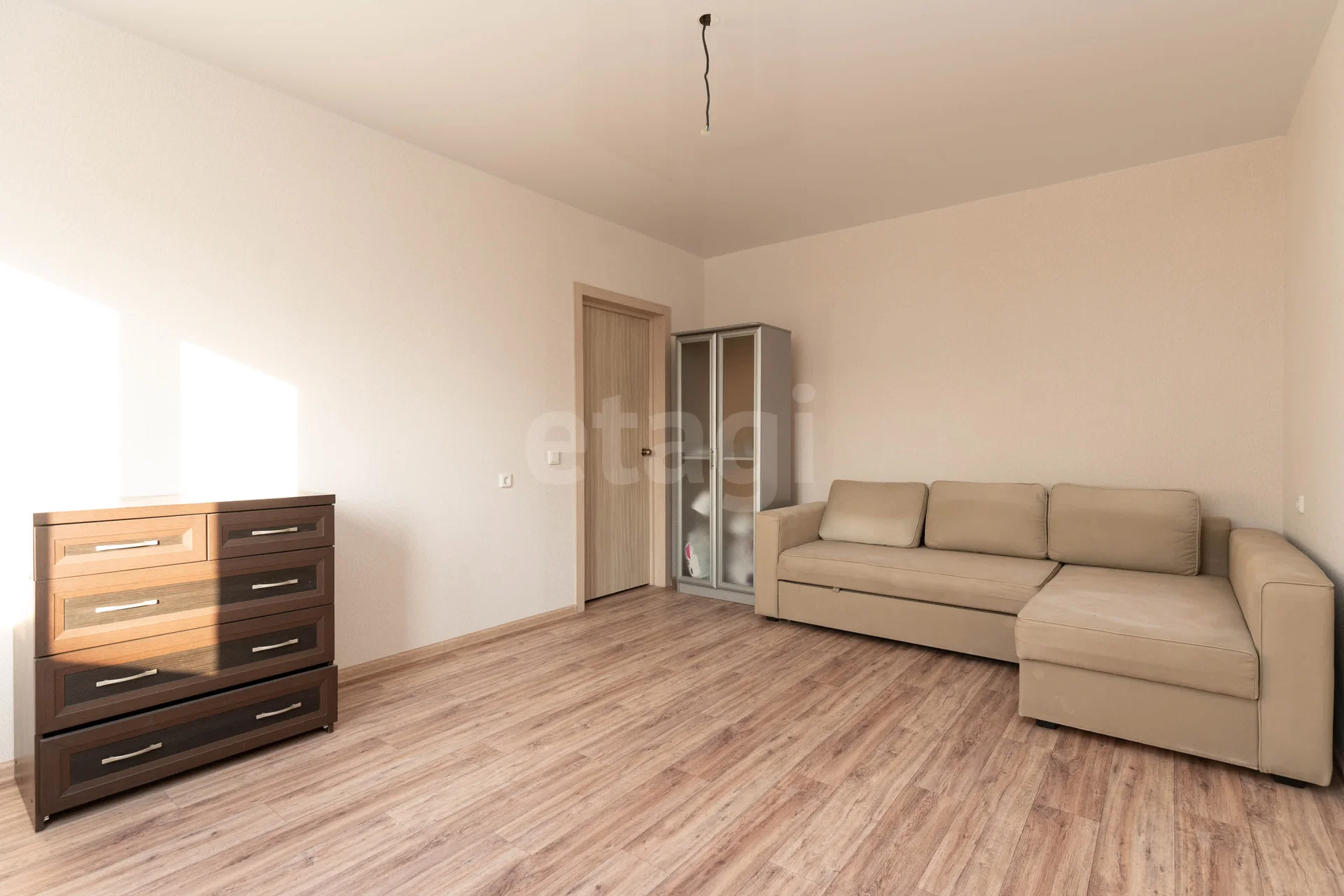 2-к квартира, 52.7м² (улица Героя Владислава Посадского, 53) - миниатюра 3