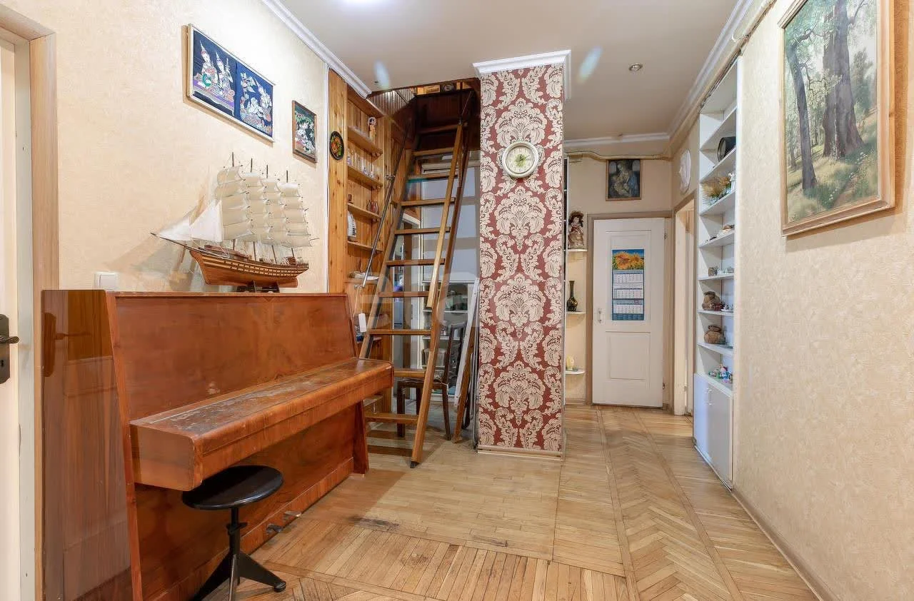 3-к квартира, 144м² (Красная улица, 74) - миниатюра 4