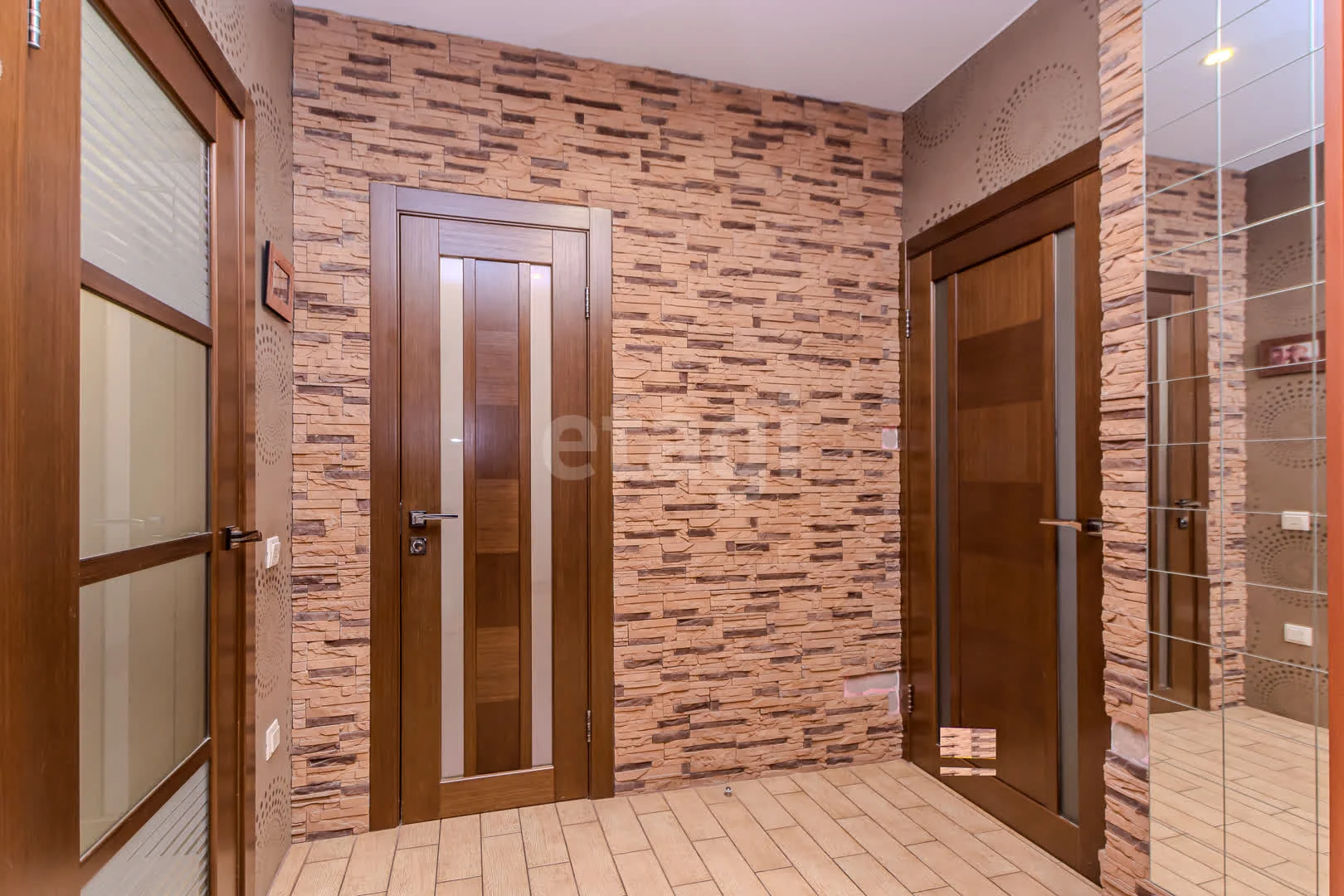 2-к квартира, 59.3м² (Восточно-Кругликовская улица, 76/1) - миниатюра 20
