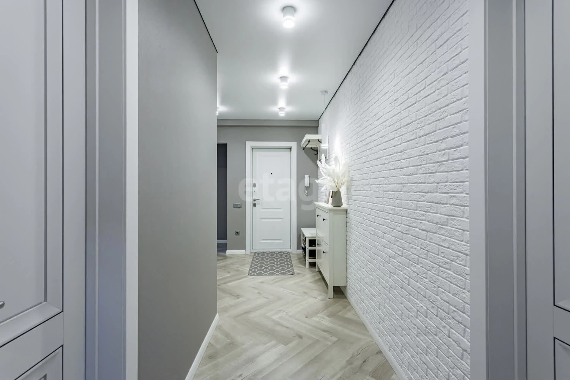 3-к квартира, 76.3м² (проспект Чекистов, 5) - миниатюра 9