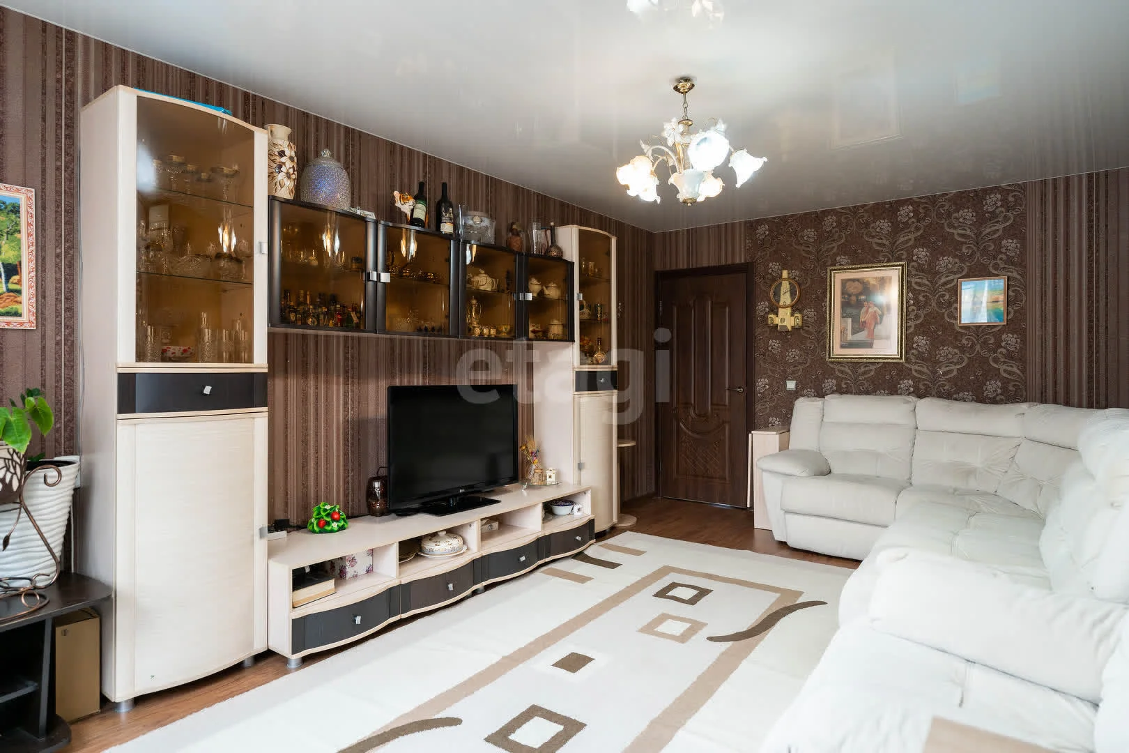 2-к квартира, 67.4м² (улица Снесарева, 8) - миниатюра 3