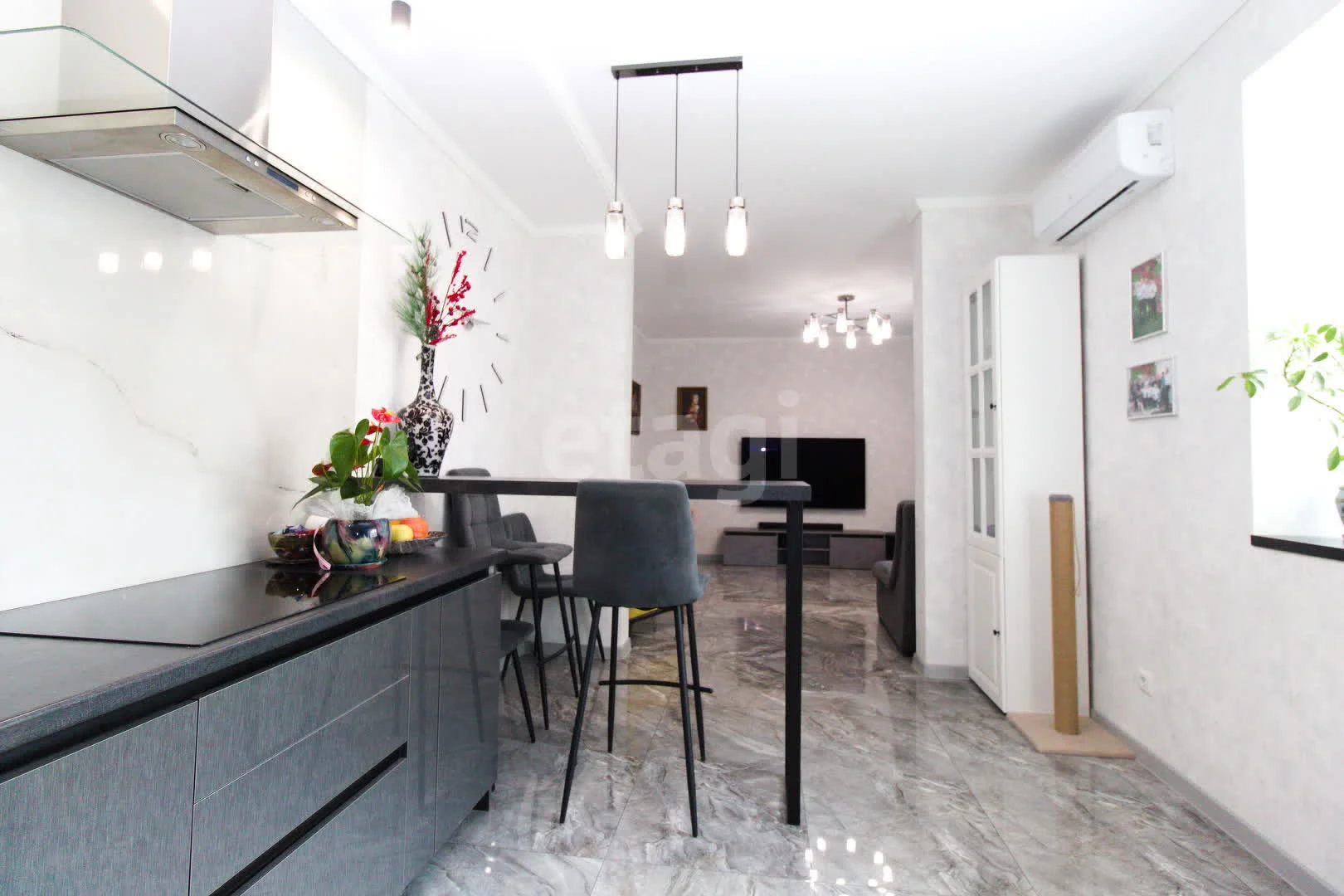 3-к квартира, 77.9м² (Российская улица, 72/5) - миниатюра 9
