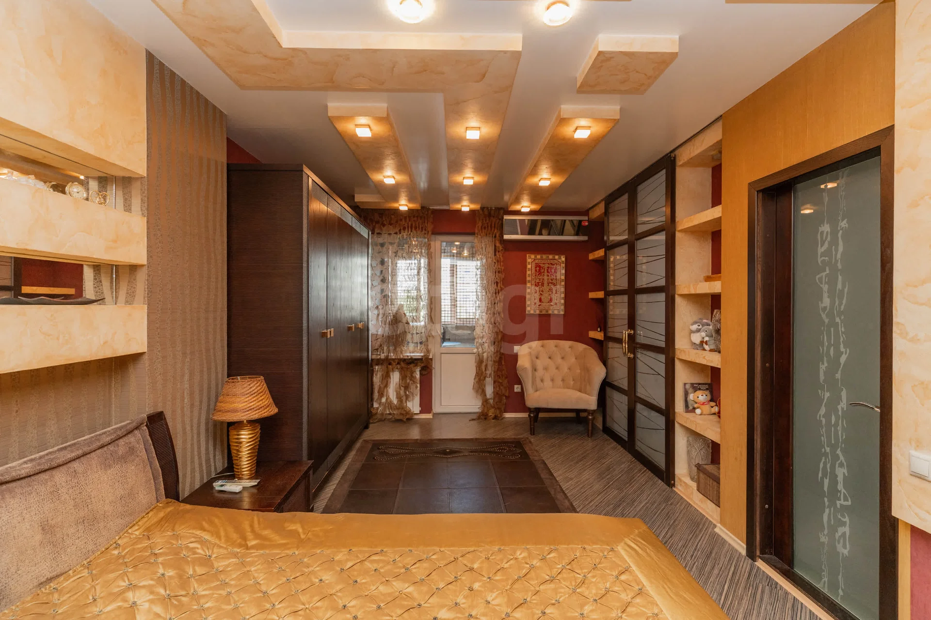 3-к квартира, 207.3м² (улица Фёдора Лузана, 19) - миниатюра 10
