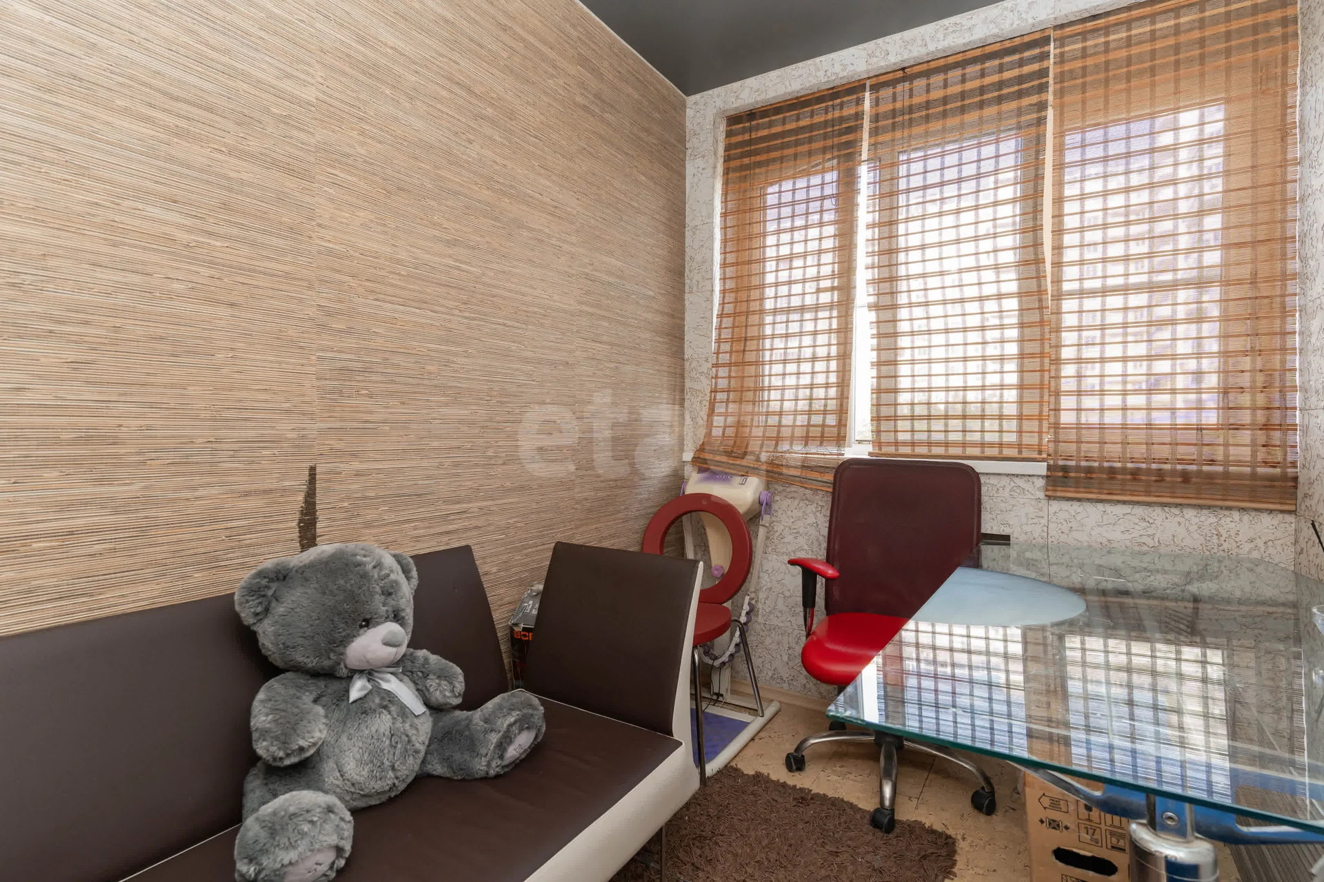 3-к квартира, 207.3м² (улица Фёдора Лузана, 19) - миниатюра 18