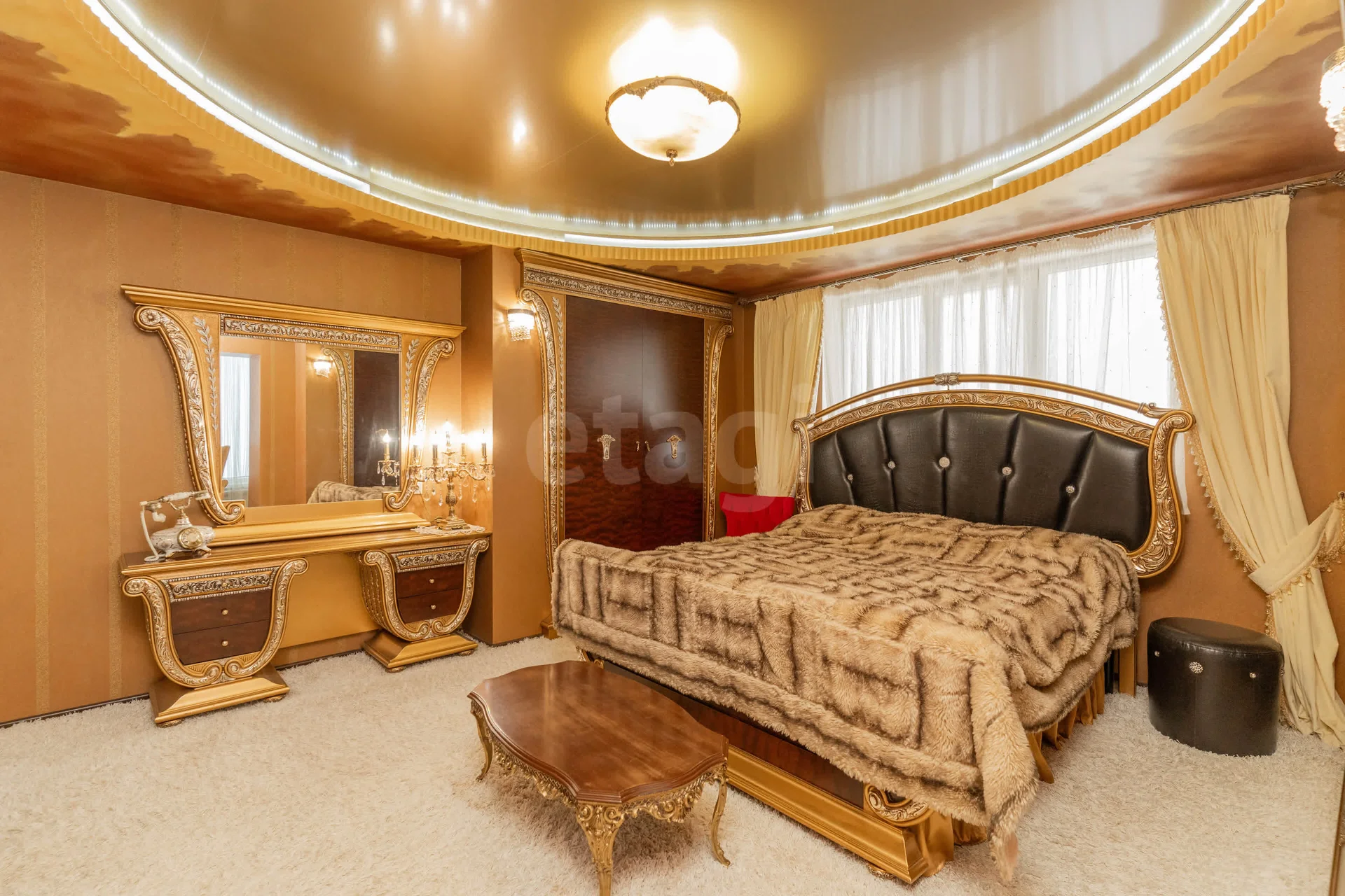 3-к квартира, 207.3м² (улица Фёдора Лузана, 19) - миниатюра 3