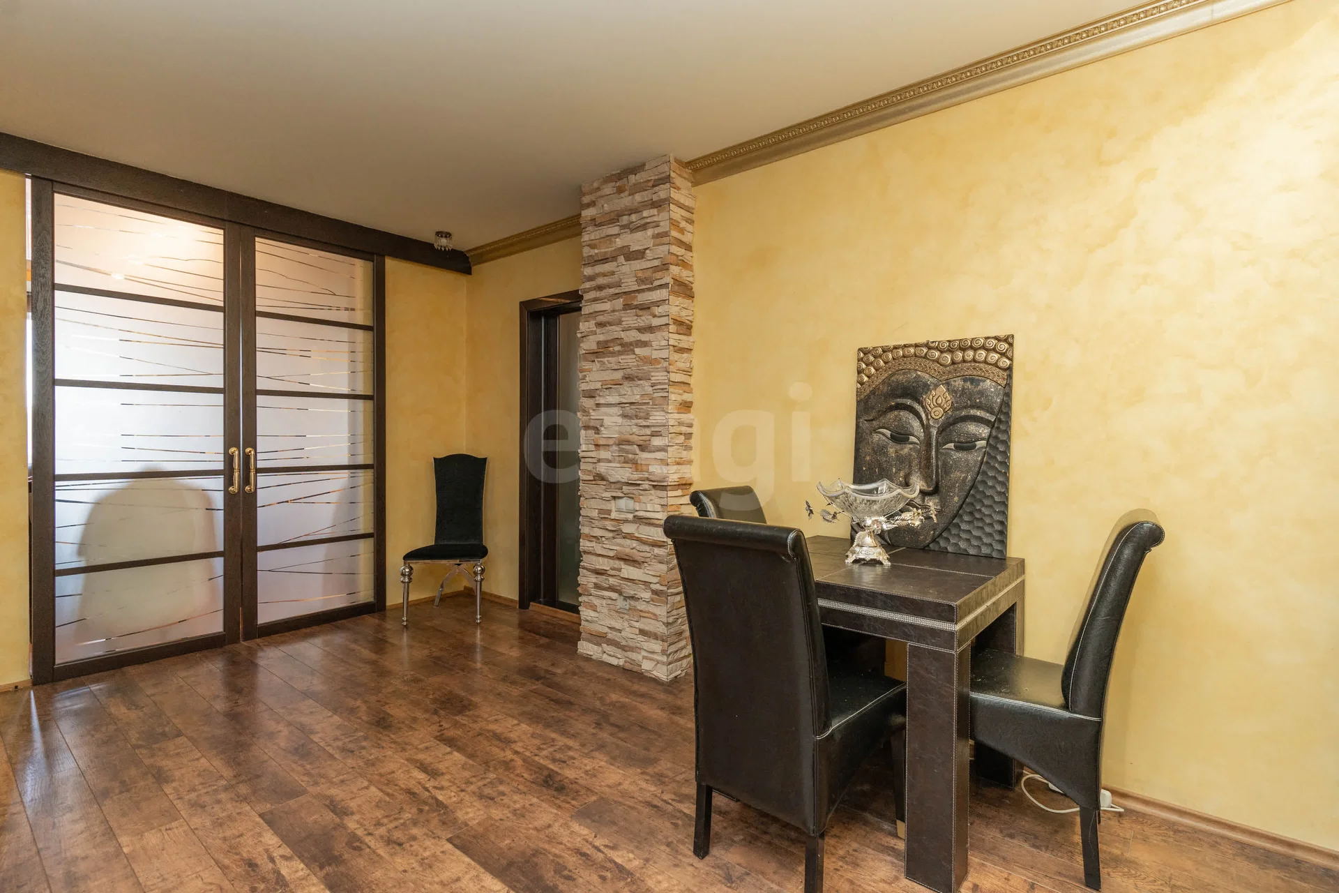 3-к квартира, 207.3м² (улица Фёдора Лузана, 19) - миниатюра 36
