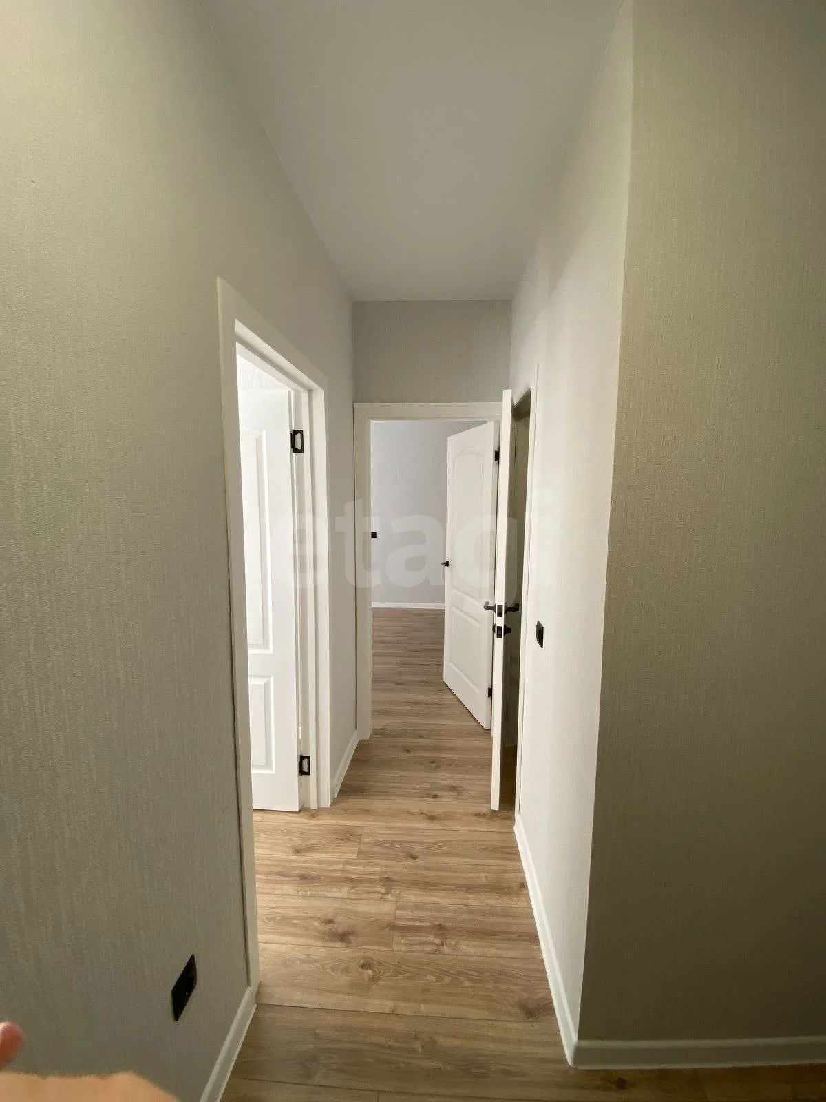 1-к квартира, 37м² (улица Лётчика Позднякова, 2к20) - миниатюра 4