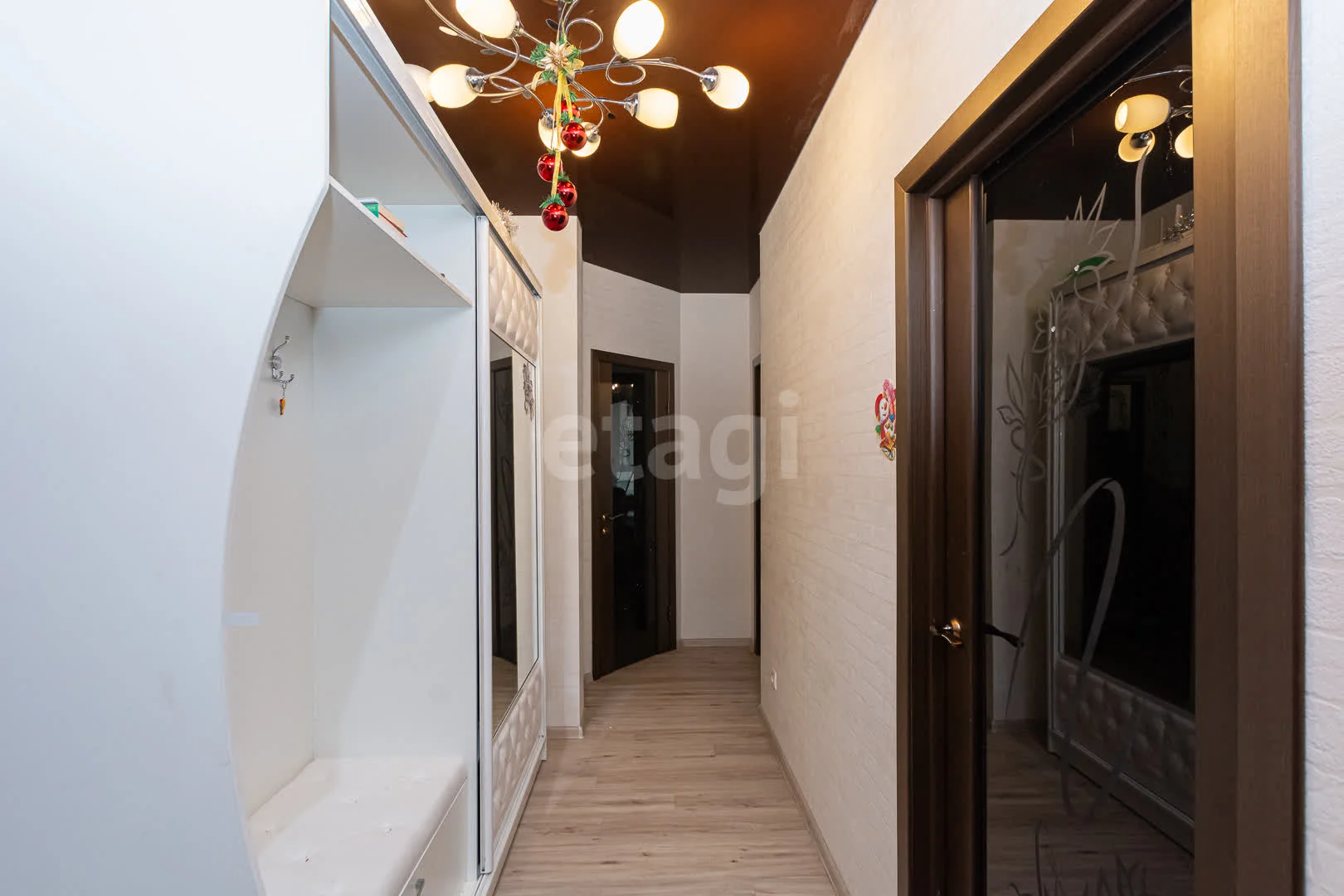 2-к квартира, 60.5м² (Красная улица, 176/1) - миниатюра 10