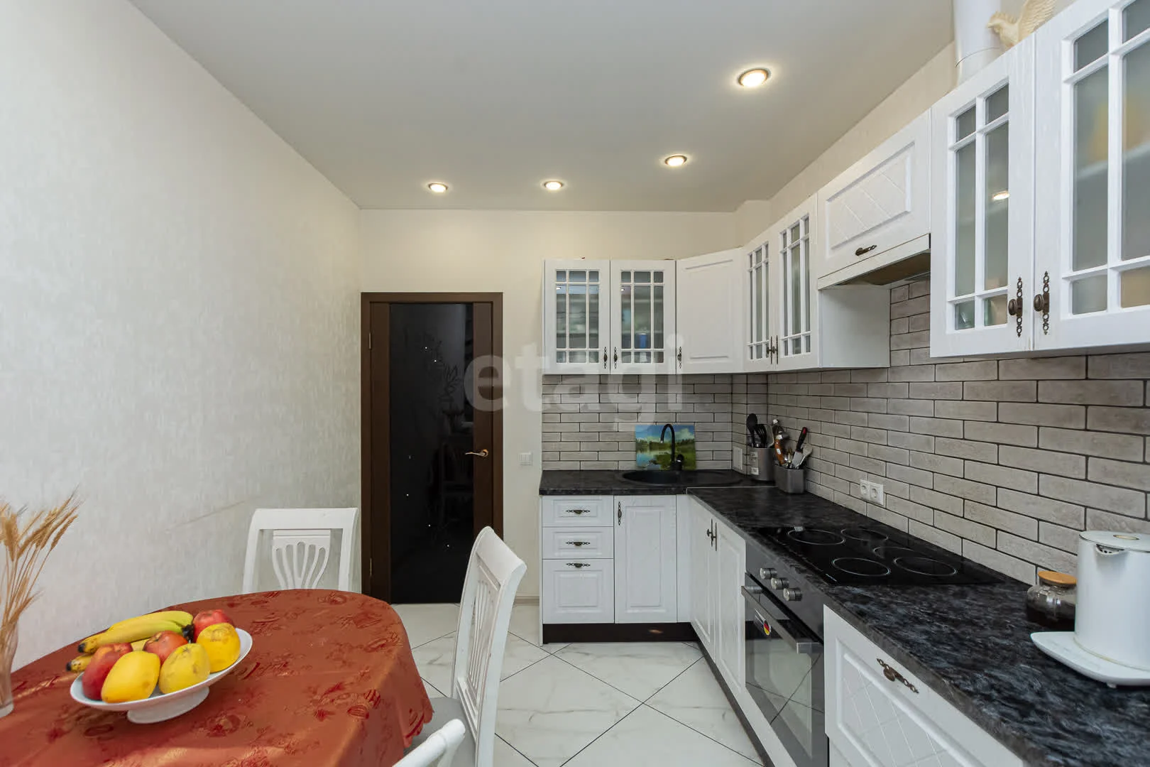 2-к квартира, 60.5м² (Красная улица, 176/1) - миниатюра 13