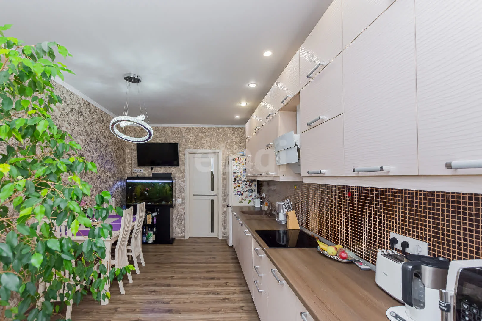 3-к квартира, 87.1м² (улица Селезнёва, 4/15к2) - миниатюра 8