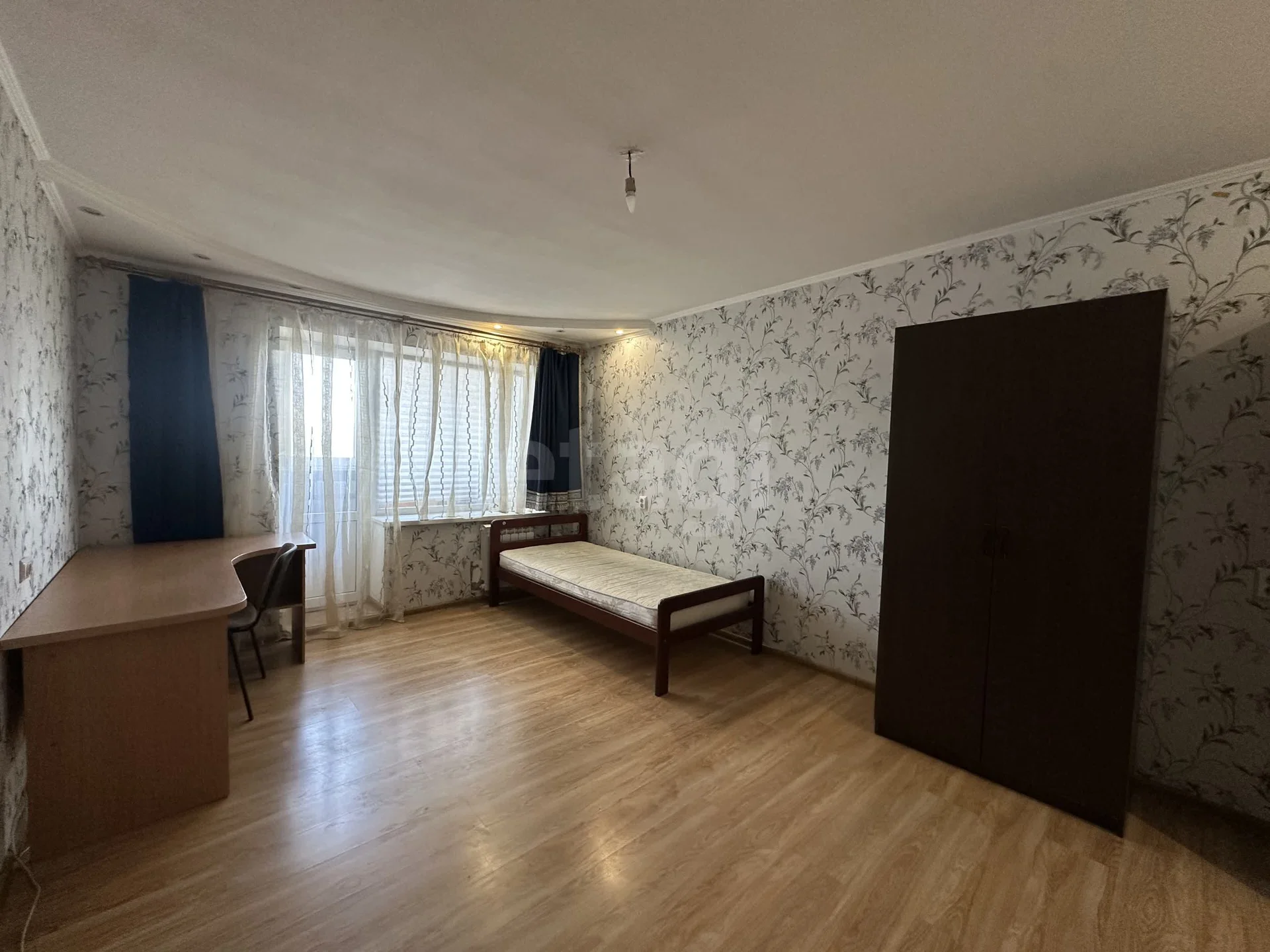 2-к квартира, 58м² (улица 1 Мая, 186) - миниатюра 2