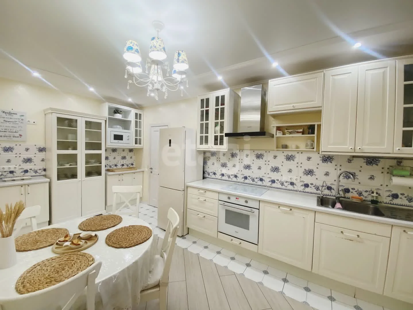 4-к+ квартира, 95.7м² (Ангарская улица, 2/6) - изображение 1