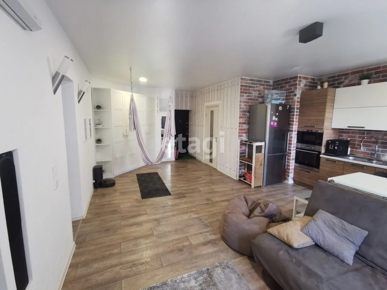 2-к квартира, 88.2м² (Заполярная улица, 52) - миниатюра 2