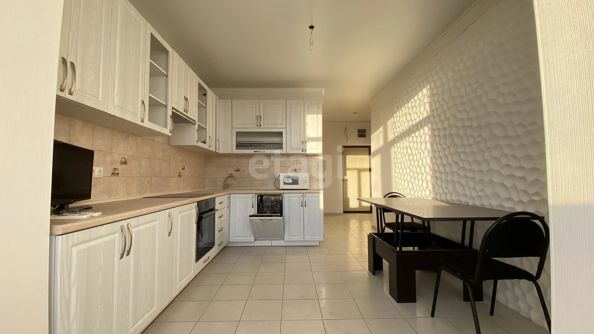 2-к квартира, 59.3м² (Митинская улица, 15) - миниатюра 4