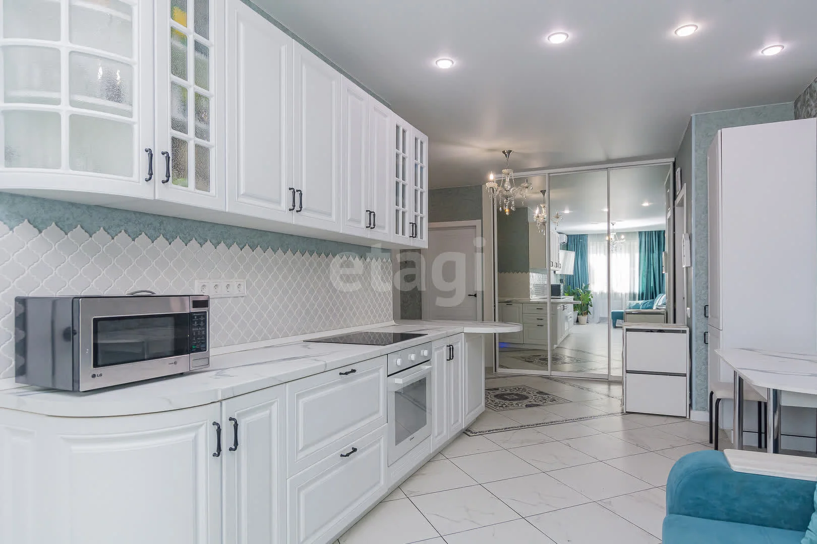 2-к квартира, 58.8м² (улица Адмирала Серебрякова, 3/1) - миниатюра 3