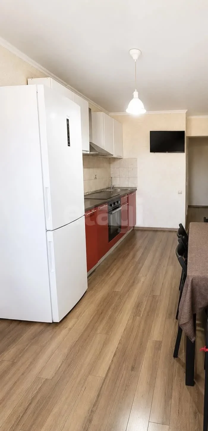 2-к квартира, 63.5м² (улица Петра Метальникова, 11) - миниатюра 3