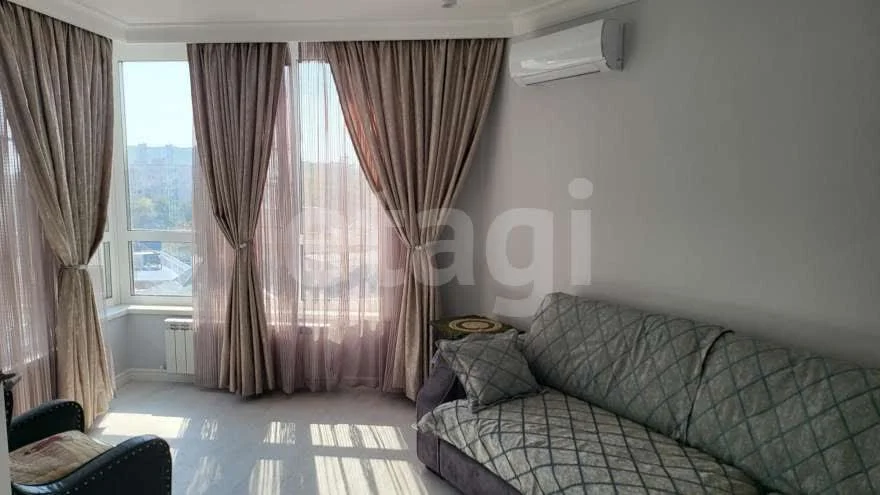 4-к+ квартира, 110м² (Сормовская улица, 1/3) - миниатюра 3