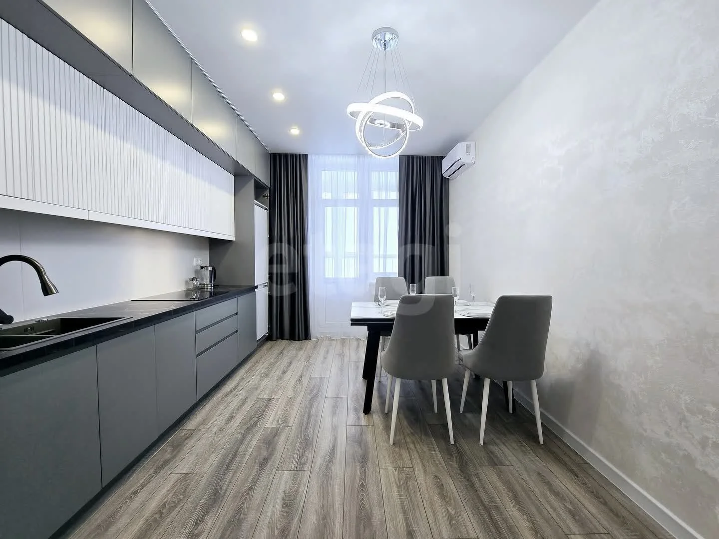 3-к квартира, 82.3м² (улица Григория Булгакова, 16) - изображение 1