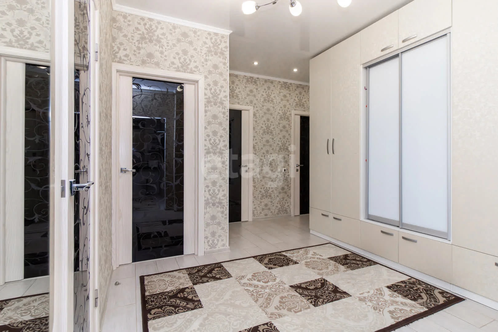3-к квартира, 61.5м² (Восточно-Кругликовская улица, 30/1) - миниатюра 19