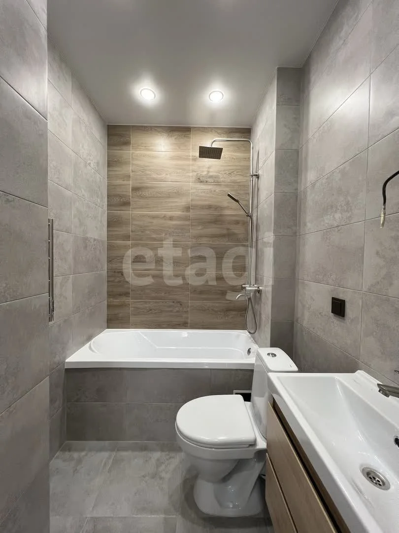 2-к квартира, 61м² (улица Ивана Беличенко, 92к2) - изображение 1