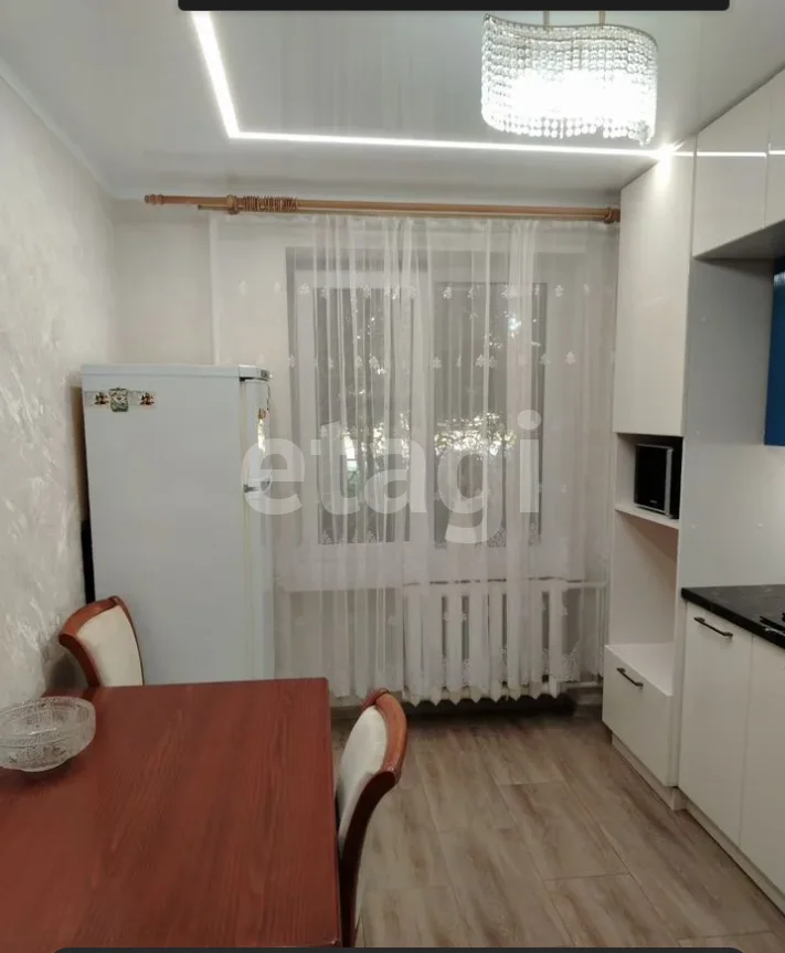 1-к квартира, 40м² (улица имени 40-летия Победы, 146/3) - миниатюра 3