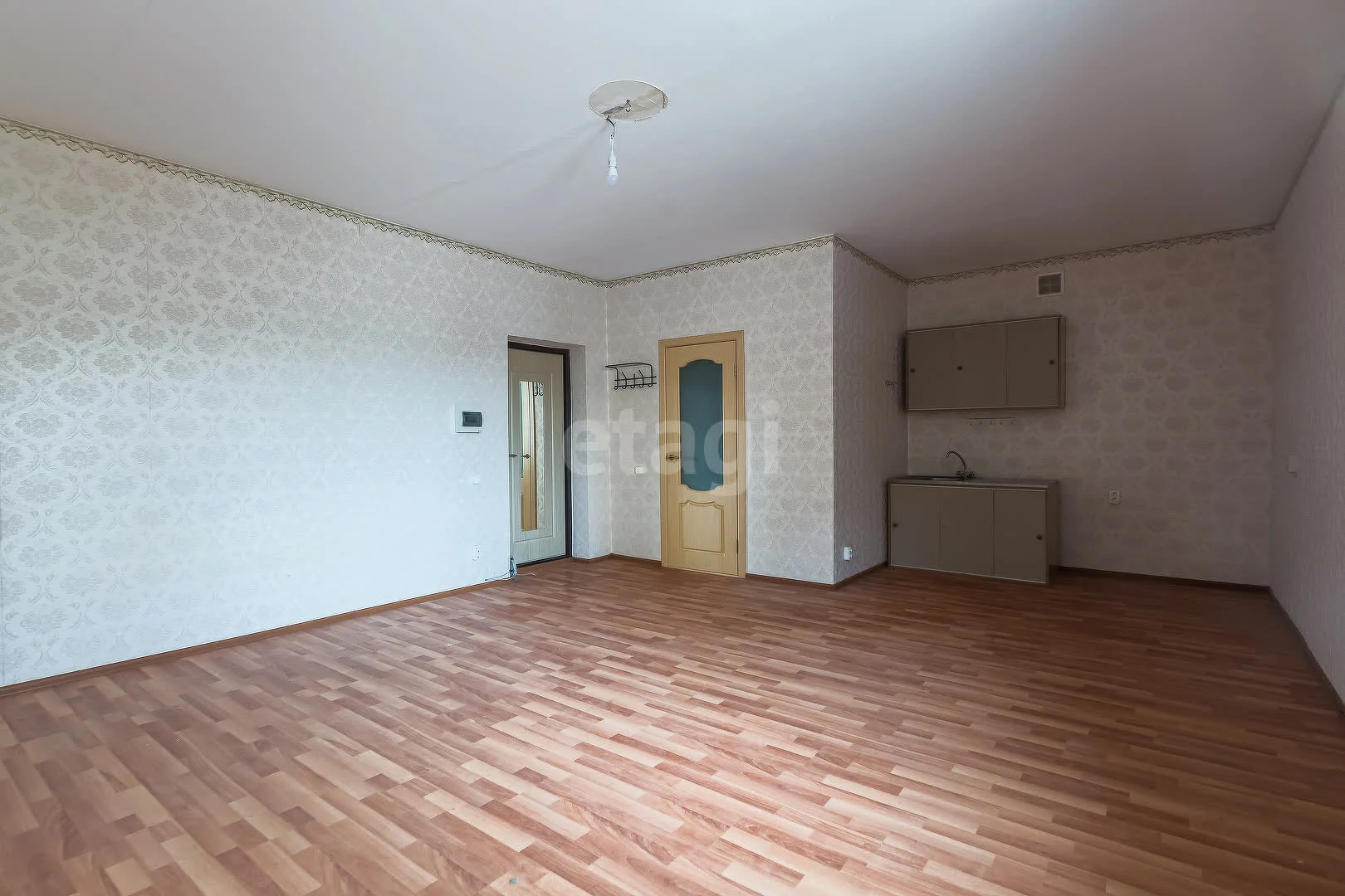 Студия, 30.2м² (Парижская улица, 21) - миниатюра 5