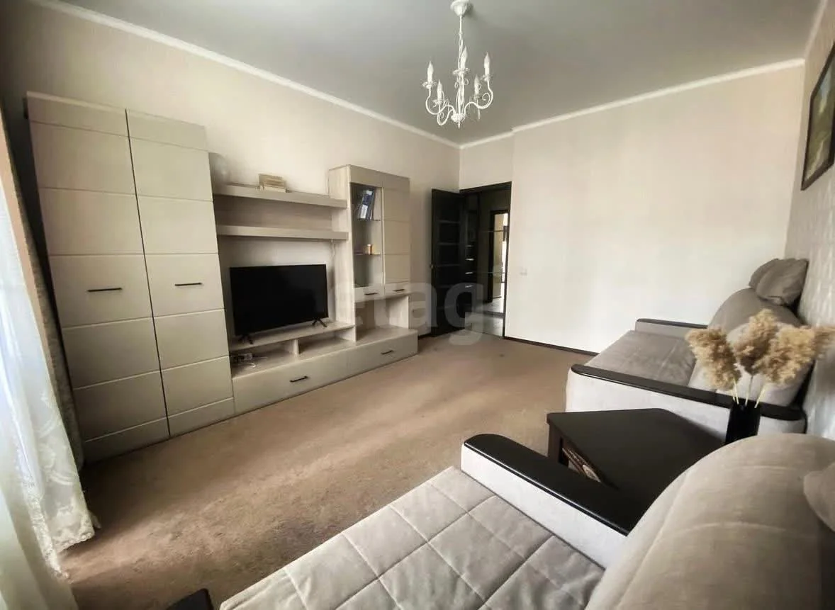 1-к квартира, 38.8м² (улица имени Героя Николая Шевелёва, 7) - миниатюра 2